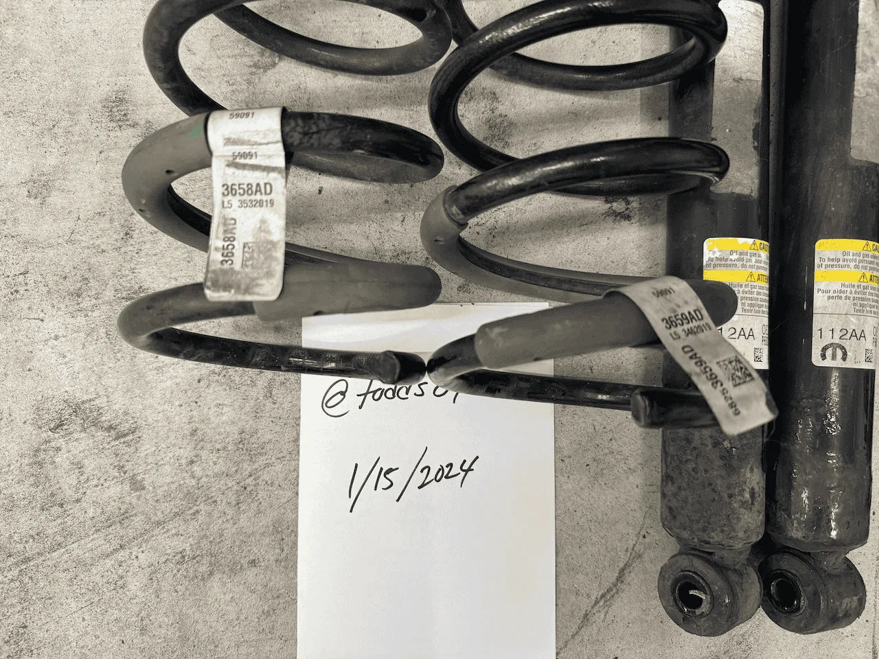 Jeep Wrangler JL JLU Sahara Springs /Shocks - $75 tempImage7rdf6V