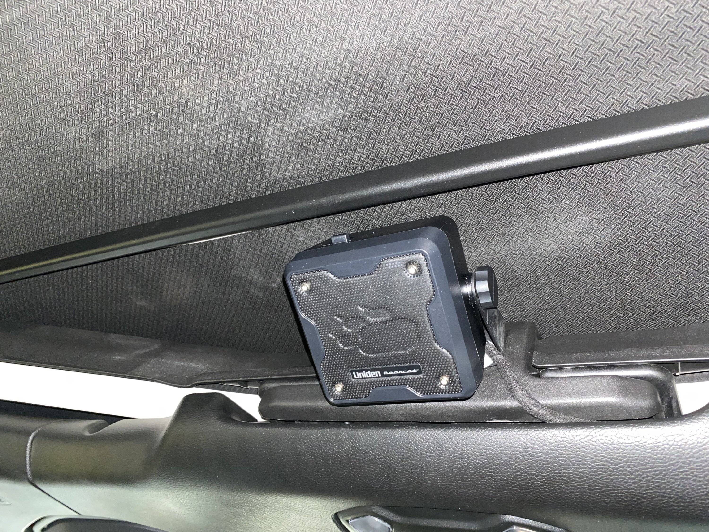 Jeep Wrangler JL GMRS radio mounts IMG_4758