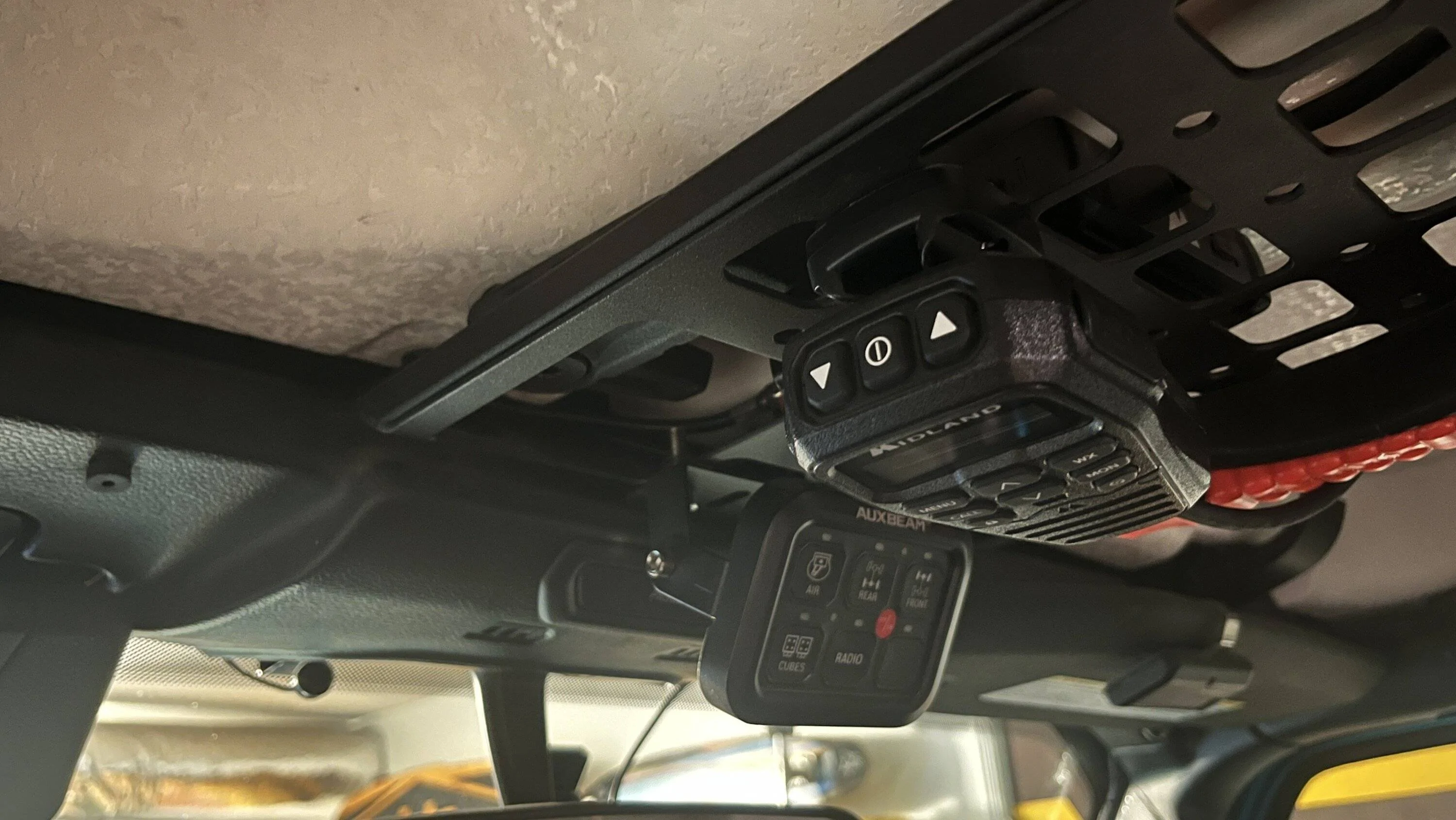 Jeep Wrangler JL GMRS radio mounts IMG_2466
