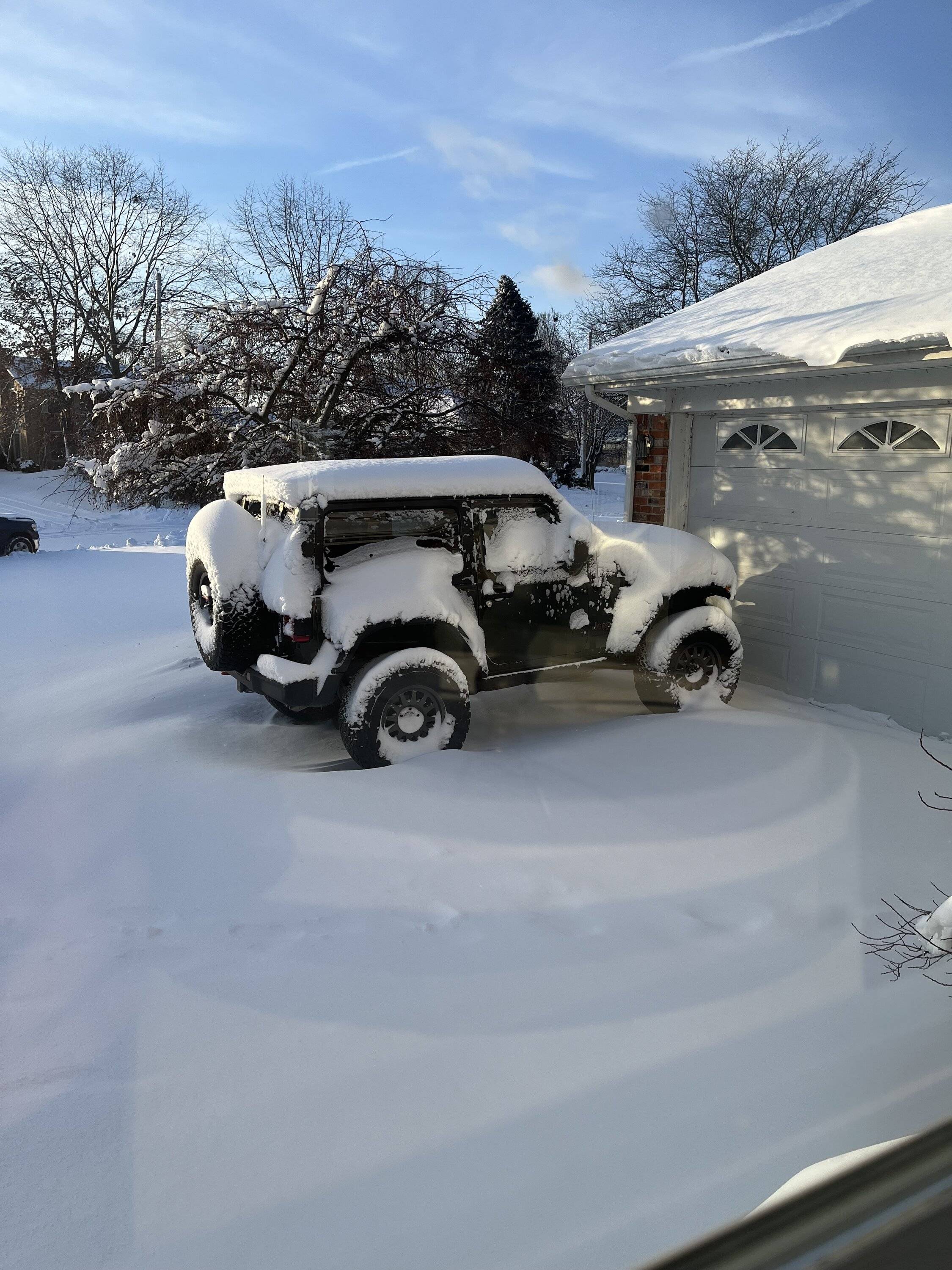 Jeep Wrangler JL Happy Wednesday!!! Let's see those ? Ice/ Sn❄w photos!!! 1705533171190
