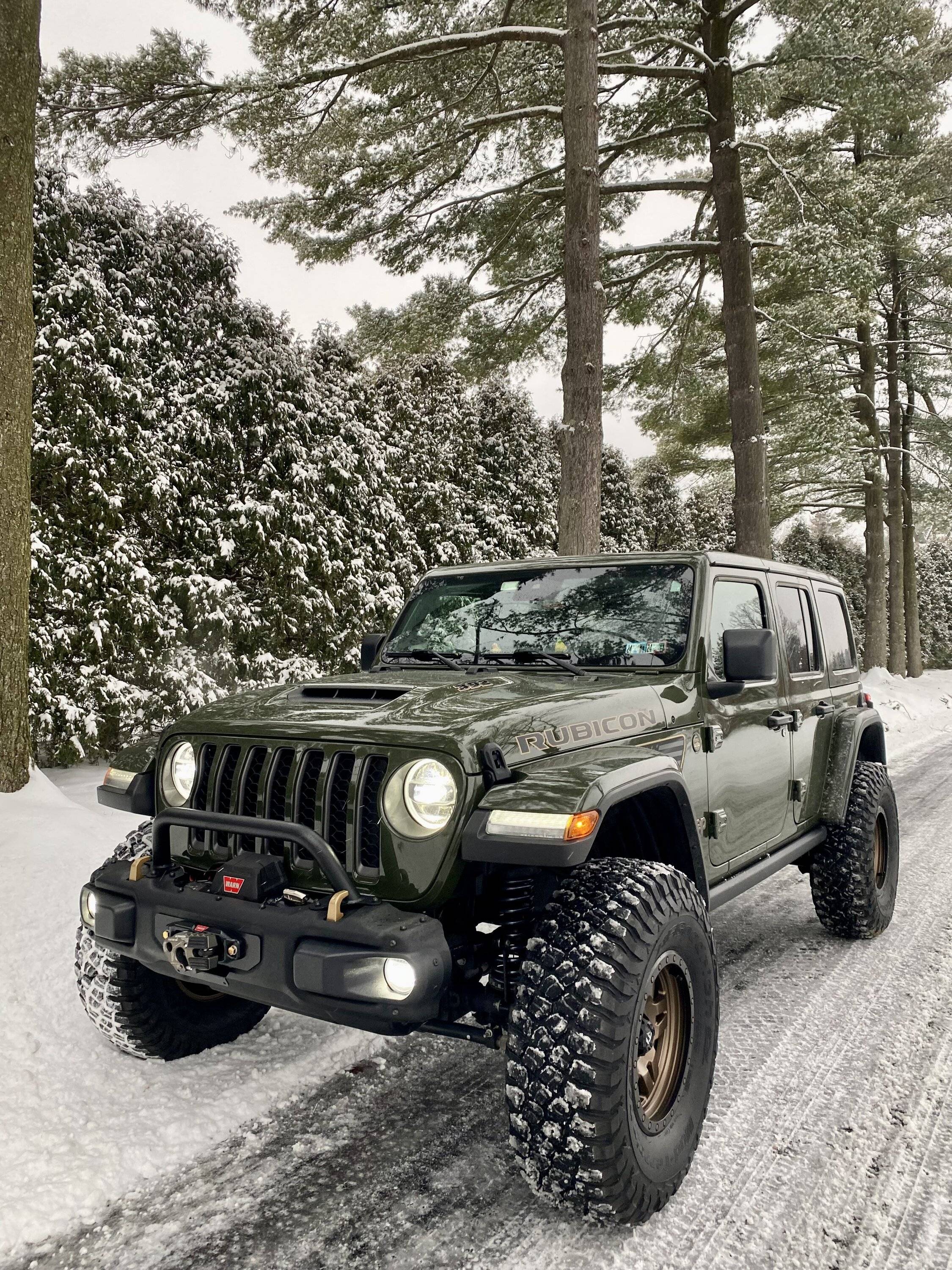 Jeep Wrangler JL Happy Wednesday!!! Let's see those ? Ice/ Sn❄w photos!!! IMG_2641