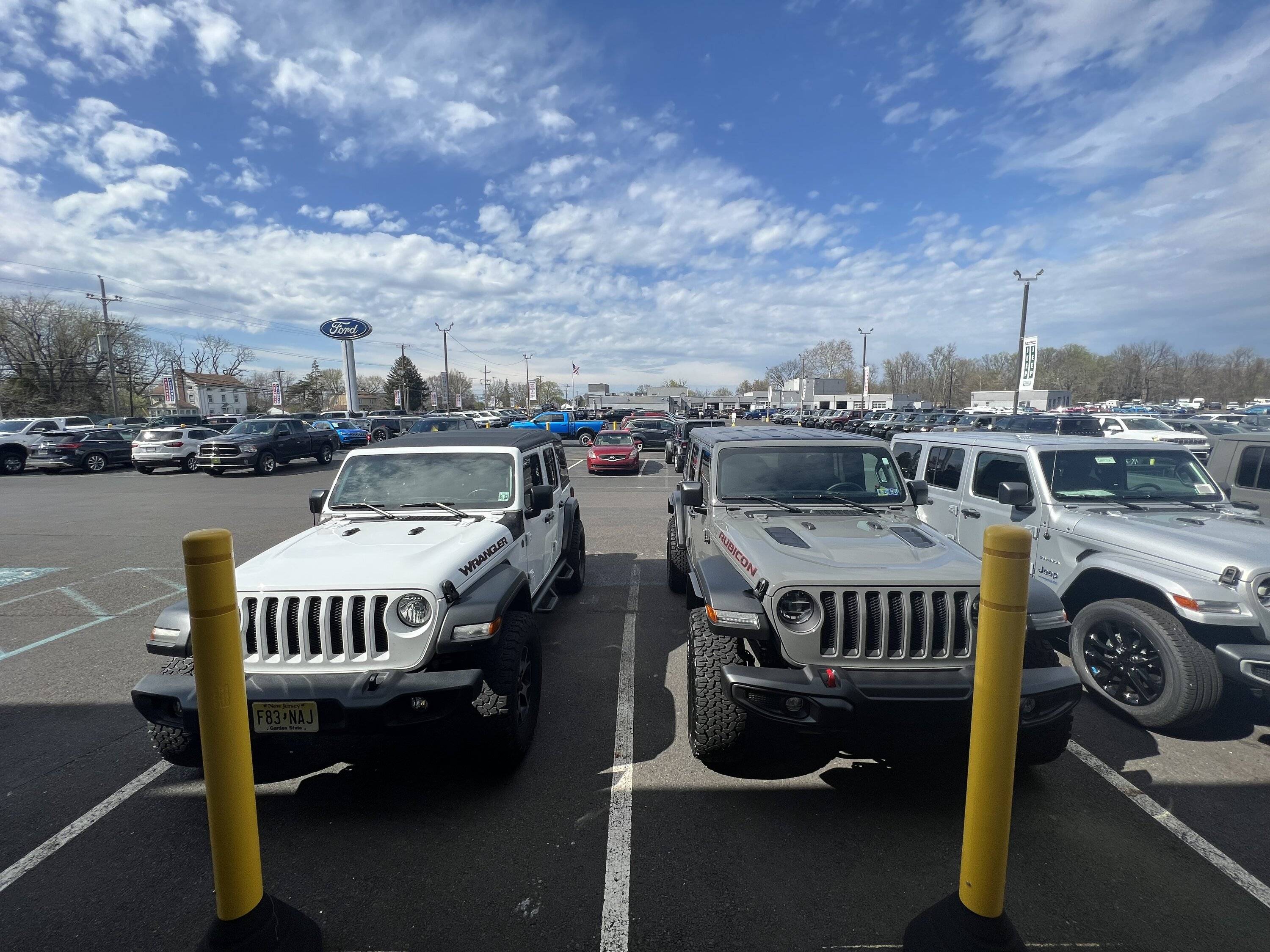Jeep Wrangler JL Throwback Thursday!!! Let's see those trade-ins vs what you have now photos!!! IMG_5235