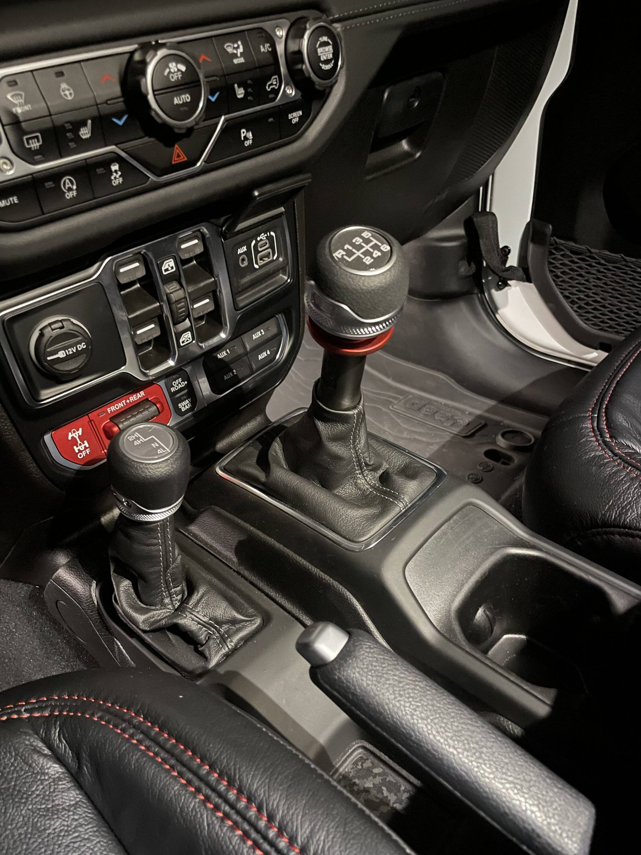 Jeep Wrangler JL Press Clutch and Push Button to Start IMG_6533
