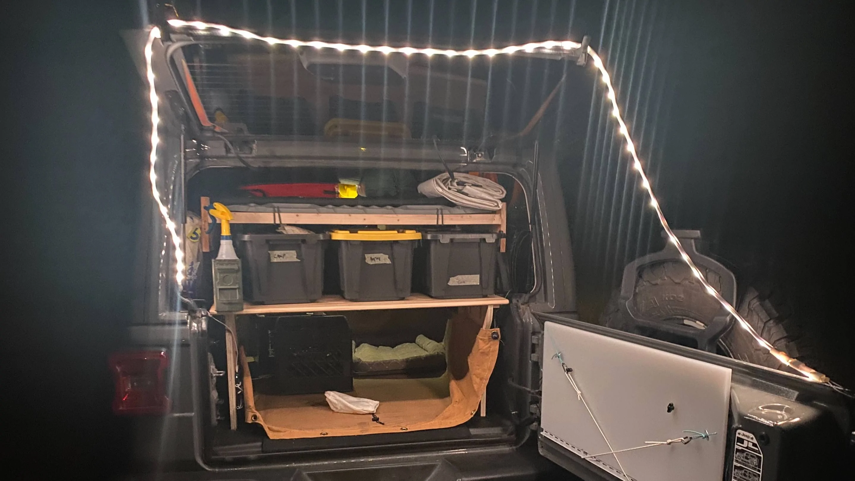 Jeep Wrangler JL Best JL Tailgate Table Recommendations 2018-jeep-wrangler-jlu-rubicon-4dr-4x4-string-grey-nj-512e50