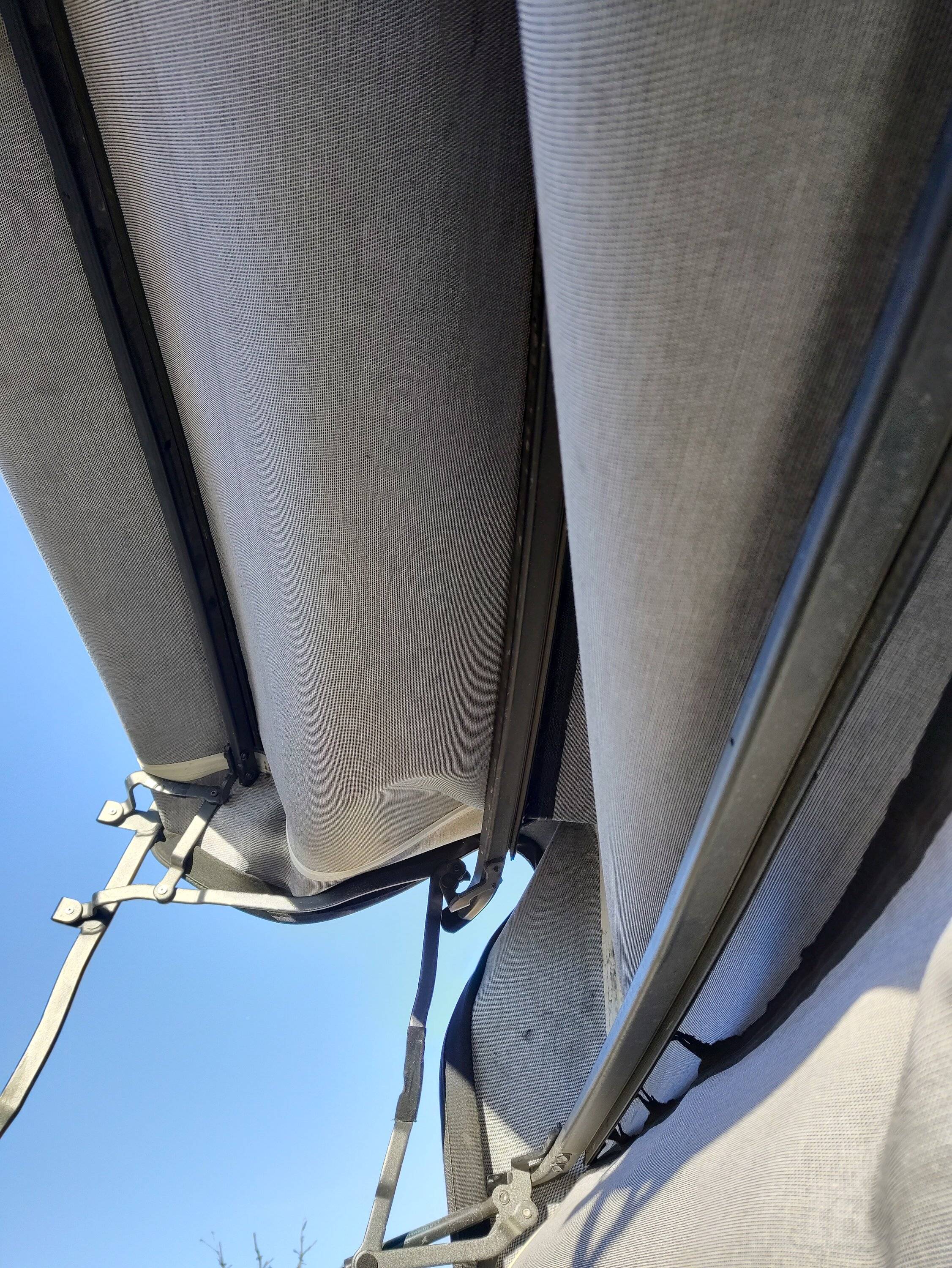 Jeep Wrangler JL Factory soft top tearing; Is this normal? IMG_20240119_152407416_HDR