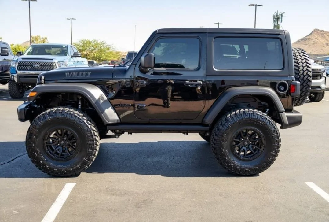 Jeep Wrangler JL 2 door Lifted Willys Pics SmartSelect_20240119_192953_Gallery