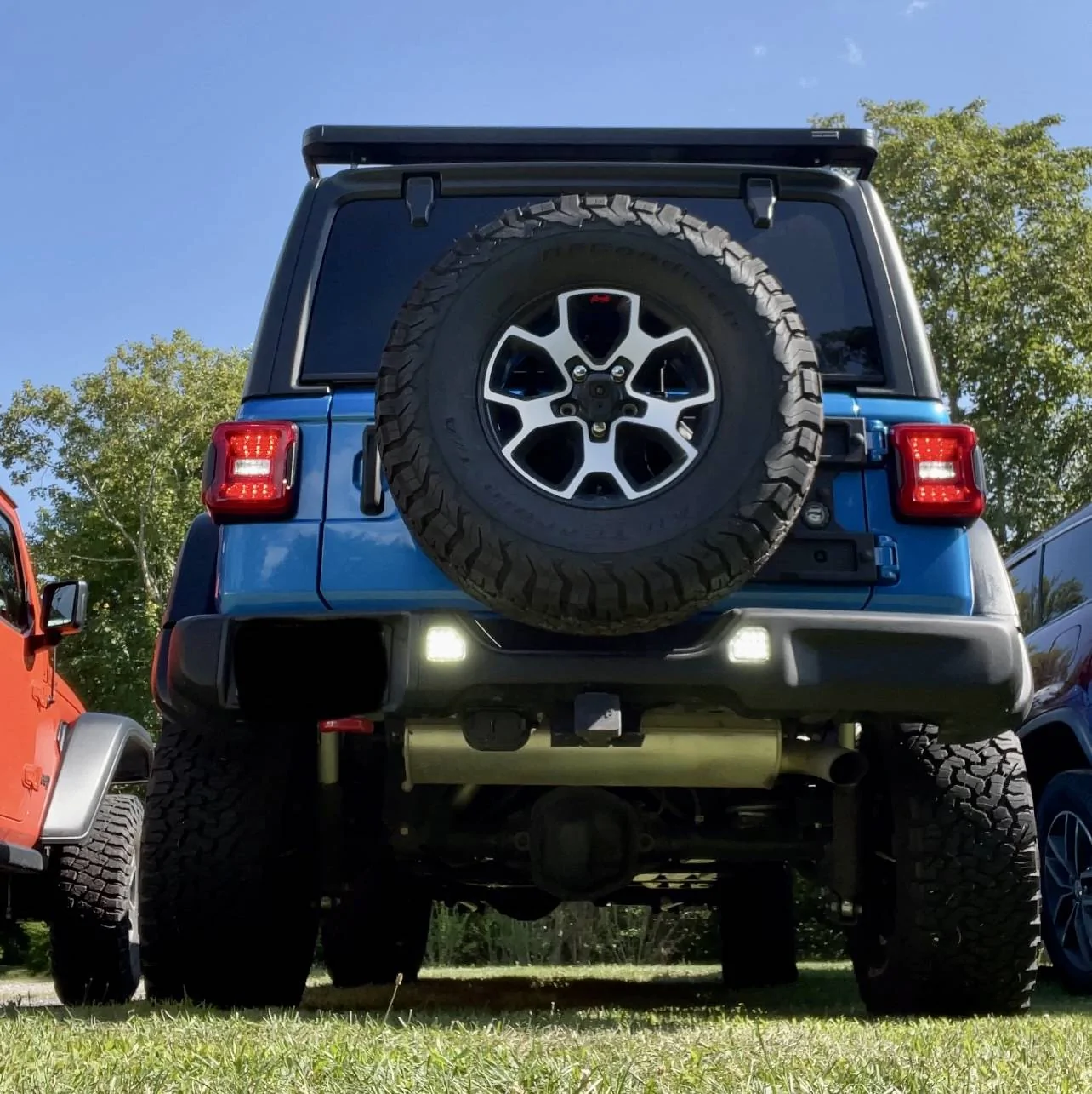 Jeep Wrangler JL Oracle LED back-up lights wiring harness question IMG_6026