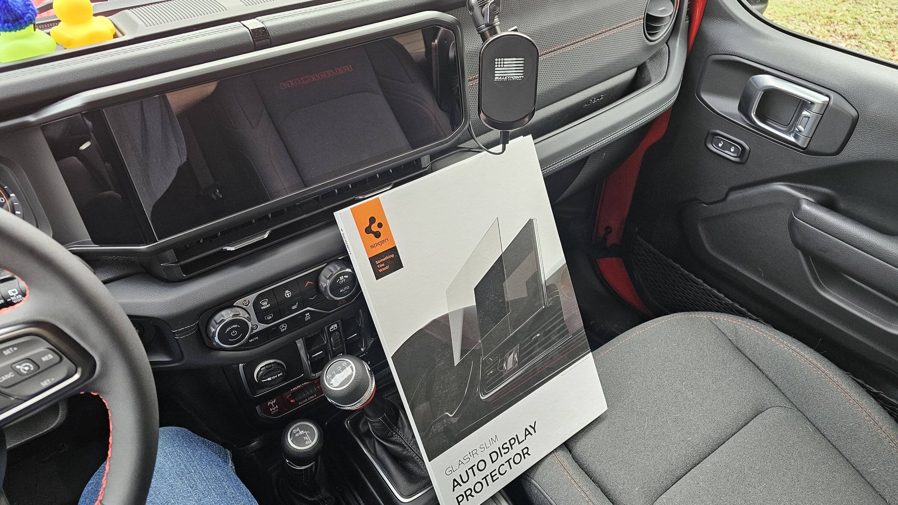 Jeep Wrangler JL Spigen Screen Protector - 2024 models 20240126_113314