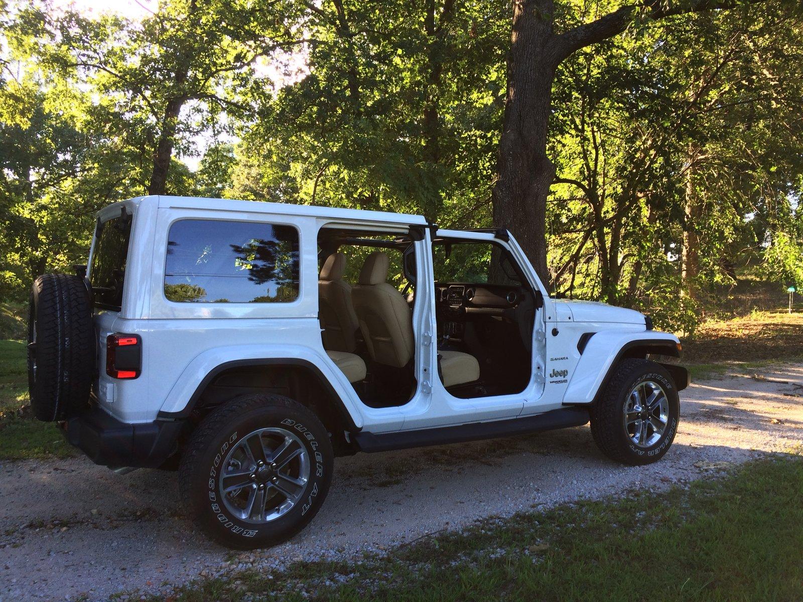 Jeep Wrangler JL Naked JL Pics - Topless and Doorless (Jeeps only please) C3270881-8B2F-43AC-8A2F-17884A9AE583