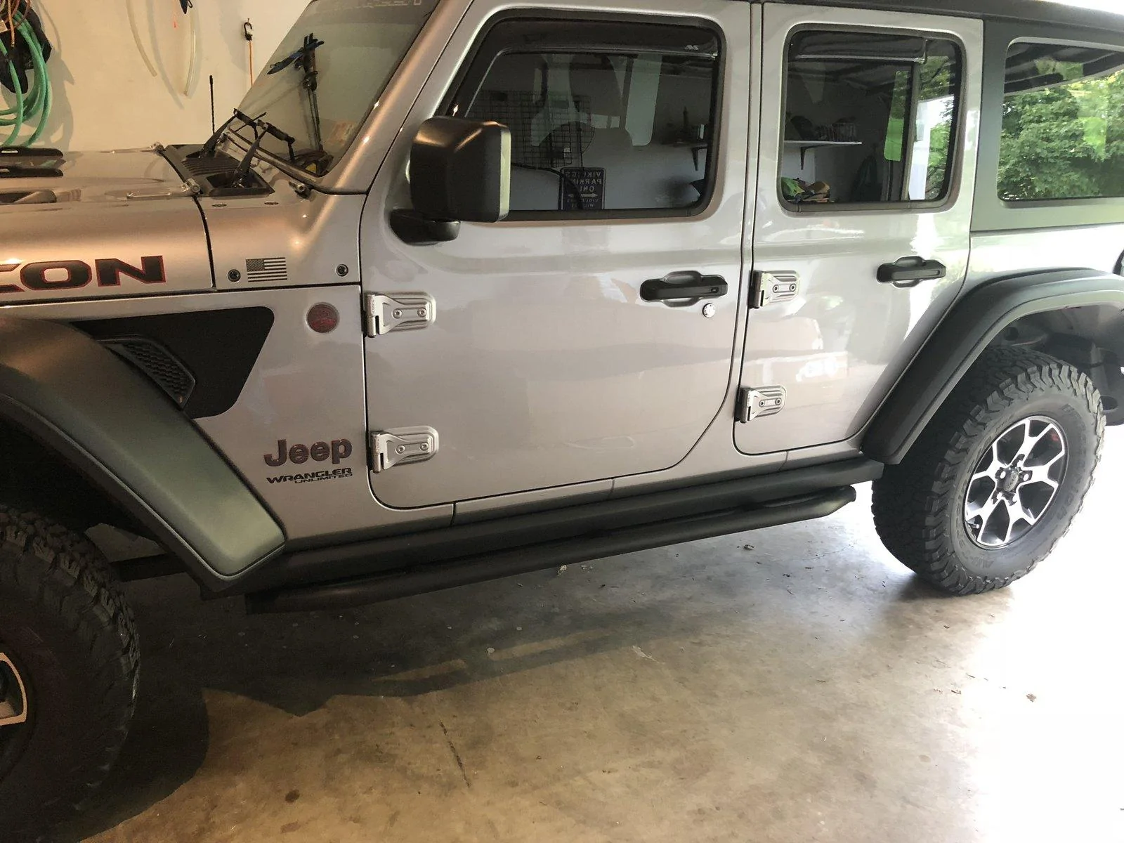 Jeep Wrangler JL Black hood decal for Rubicon D529165F-09F3-4C21-9E16-7610F1C1526F
