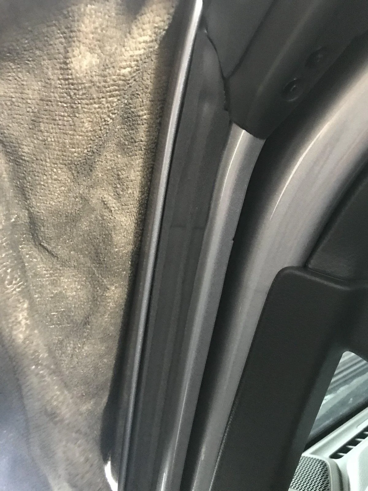 Jeep Wrangler JL Anybody sound deaden the floor/wheelwell/doors and beef up weather stripping? 2CF60582-DF31-4C2C-90D7-C01F04642119