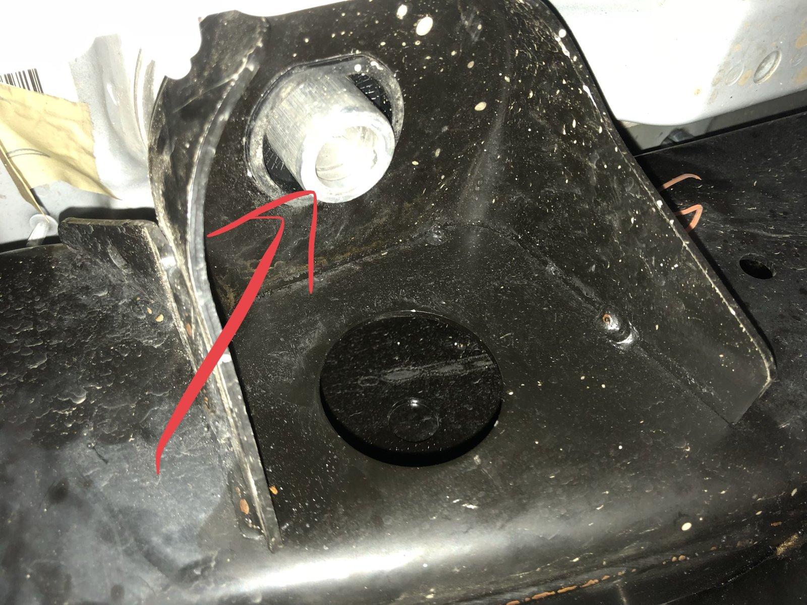Jeep Wrangler JL Broke body side bolt when installing rock slider 187EEF90-2272-4D7A-9626-382496588D59