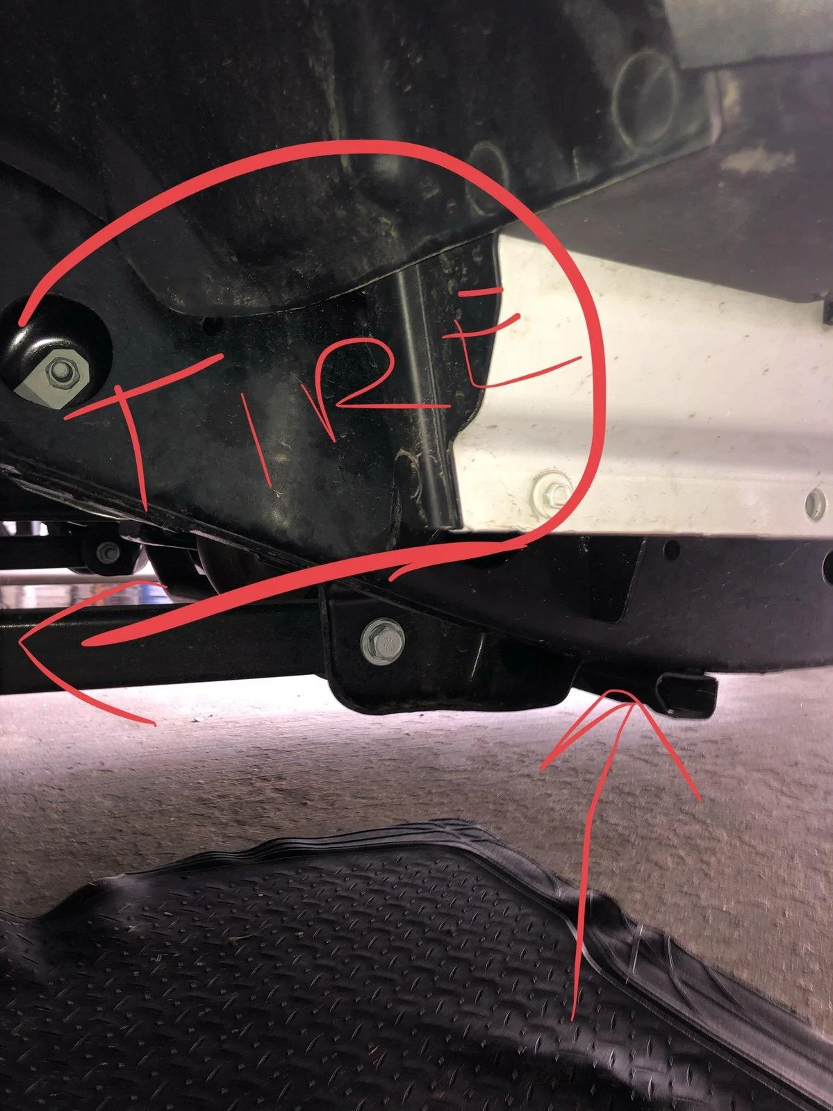Jeep Wrangler JL Broke body side bolt when installing rock slider 02534D2D-96AF-4FDF-99F0-05E0929F0573