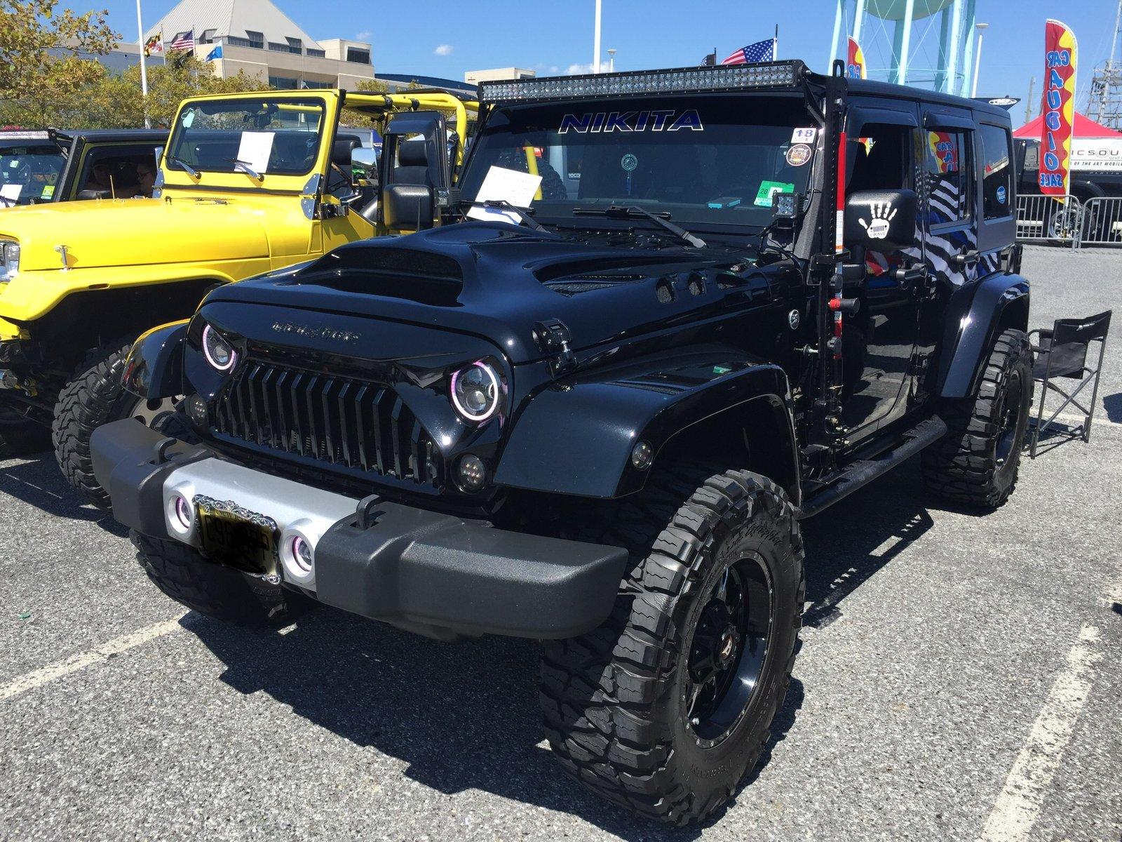 Jeep Wrangler JL Fiberwerx Angry Grill B5872FEF-D207-40B8-8426-C3CDD8384605