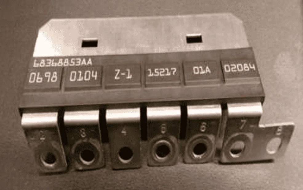 Jeep Wrangler JL Possible bad jump start. fuse-array-3