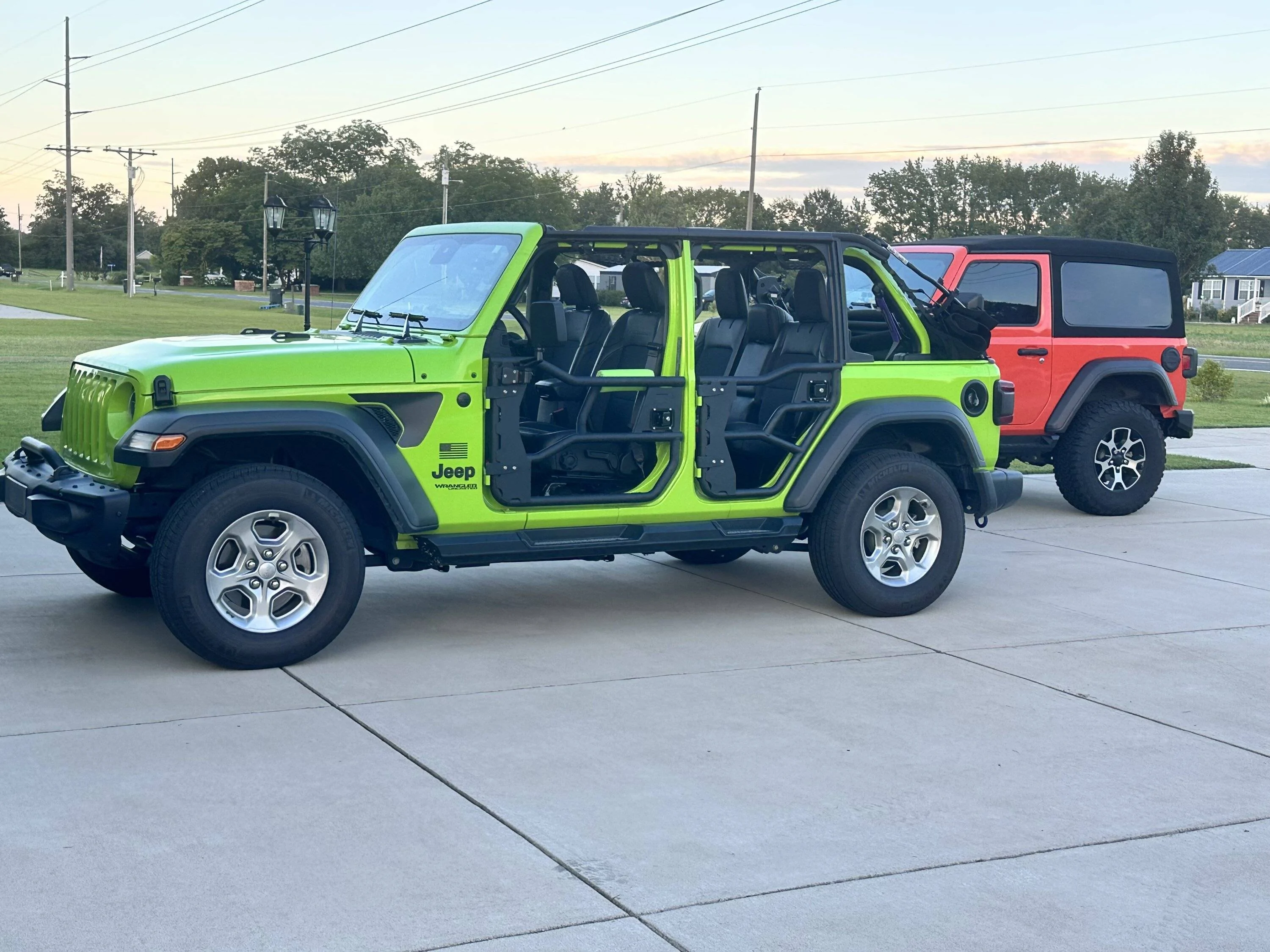 Jeep Wrangler JL Happy Fri-yay!!! Let's see those naked (JEEP) photos! **Warning: No Nudity allowed** IMG_8054