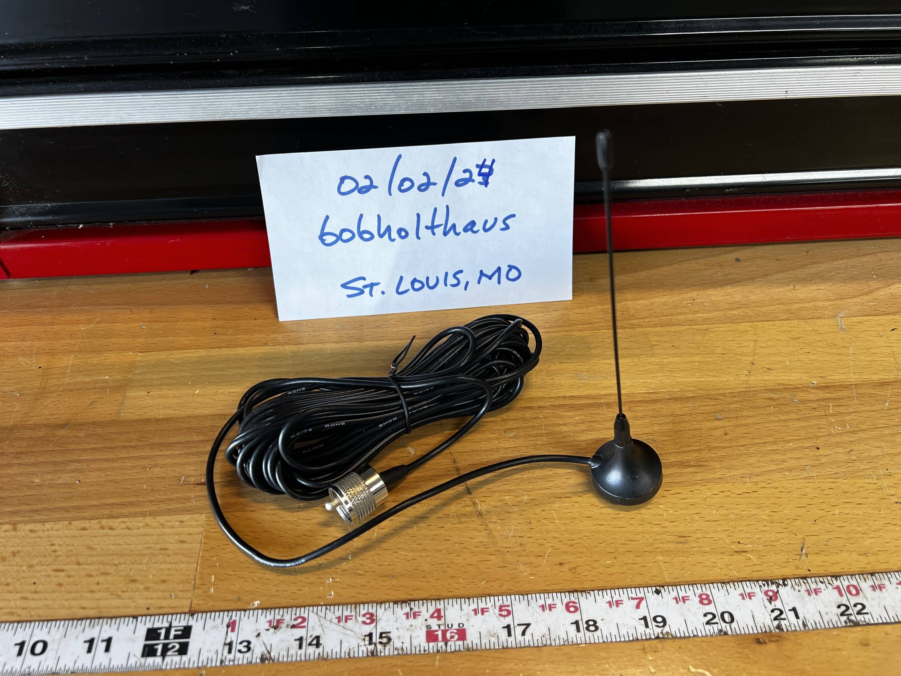 Jeep Wrangler JL Midland Magnetic Mount Antenna 2024-02-03 11.15.13