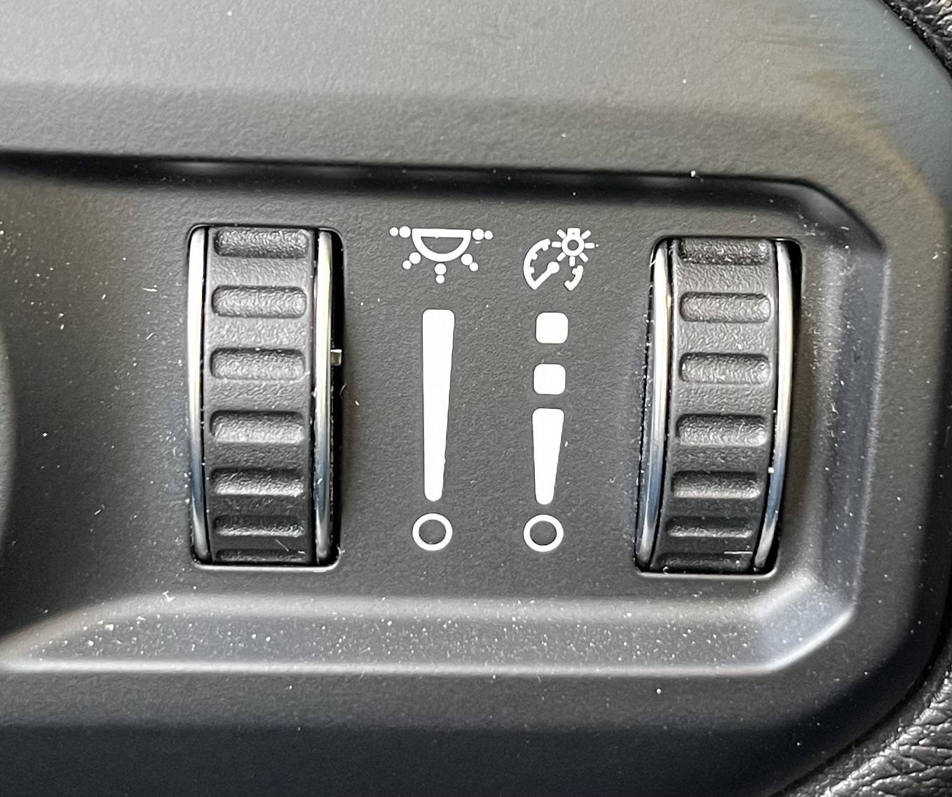 Jeep Wrangler JL Dash IMG_0934