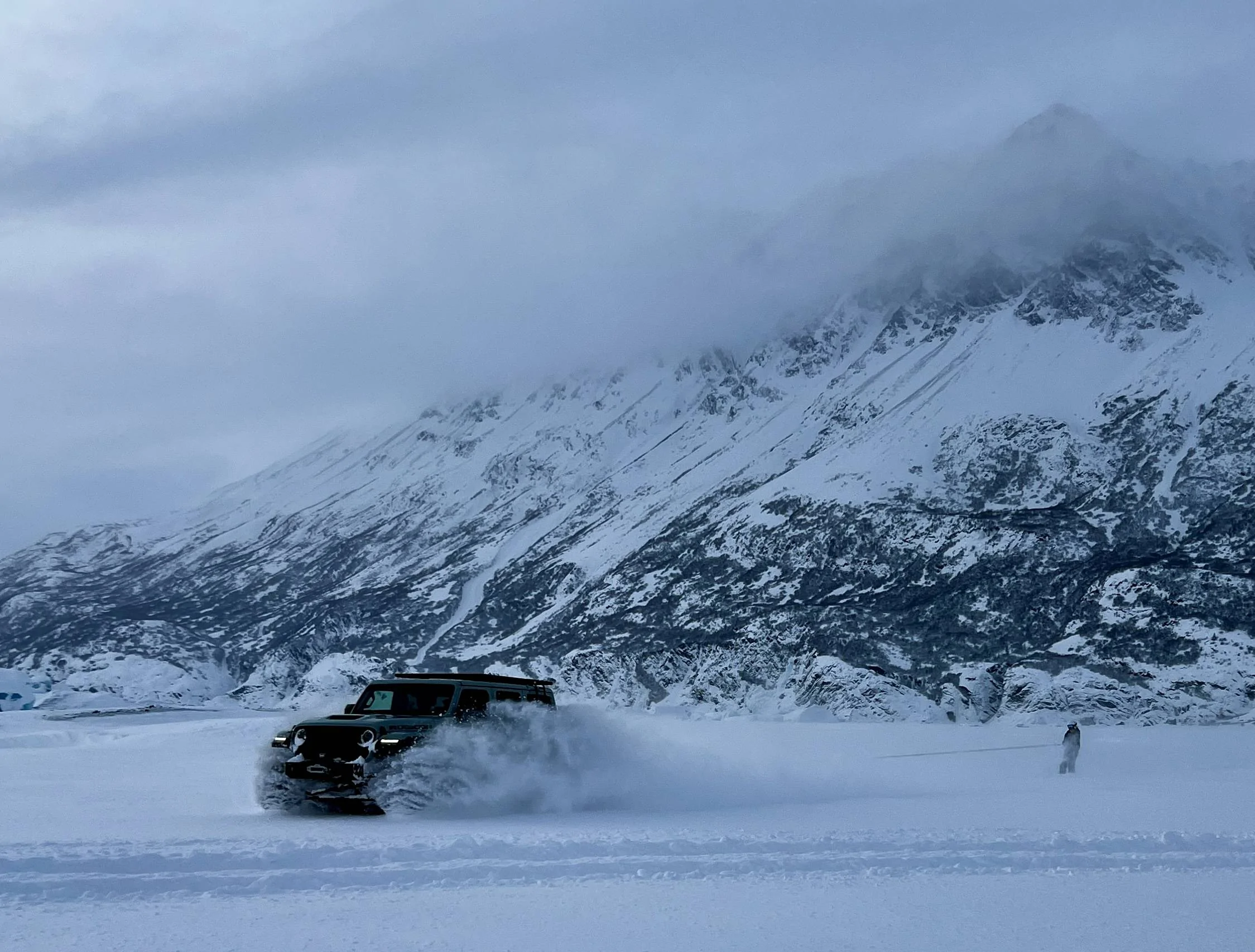 Jeep Wrangler JL Skiing Behind Jeep on Glacial Lake IMG_5022