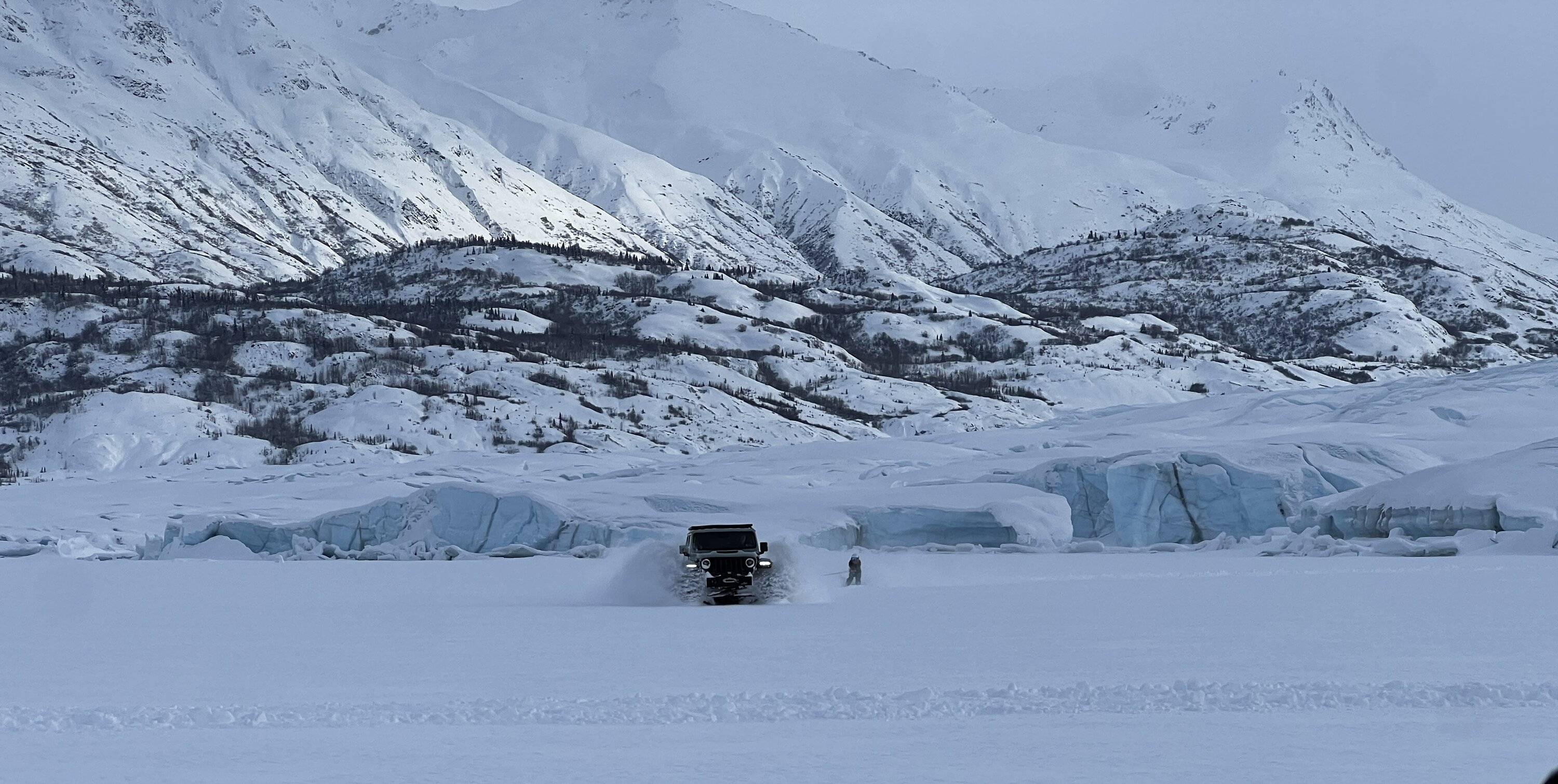 Jeep Wrangler JL Skiing Behind Jeep on Glacial Lake IMG_5011
