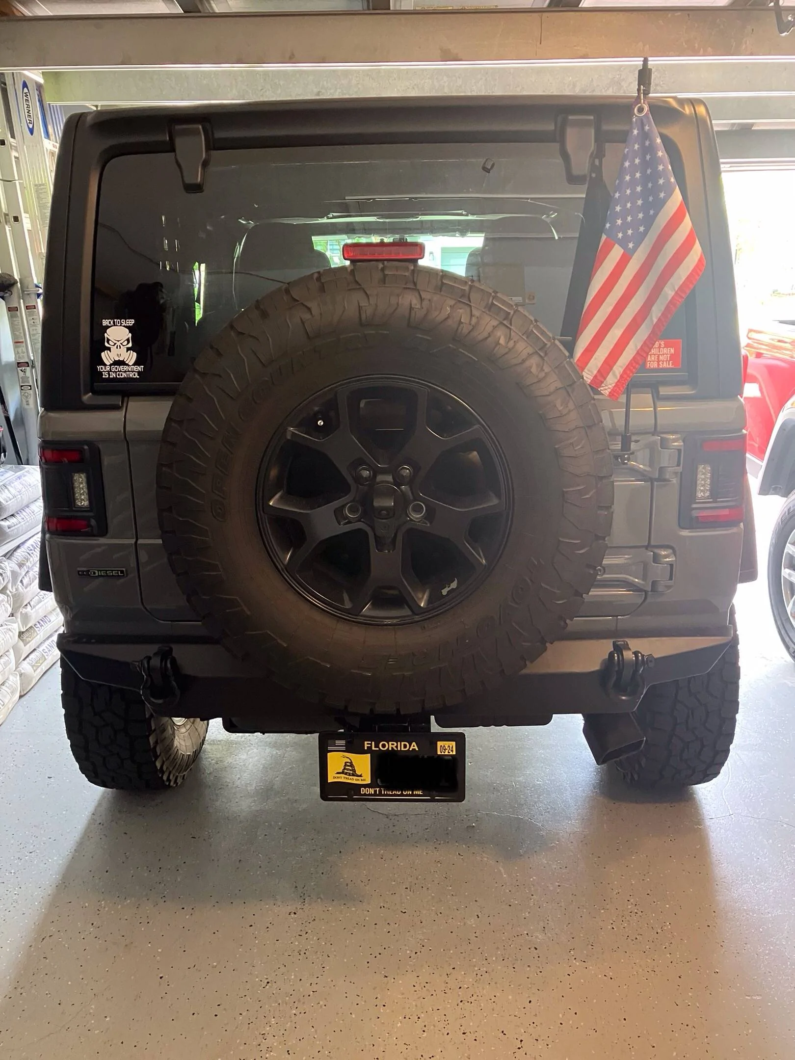 Jeep Wrangler JL Best JL taillight? IMG_1975