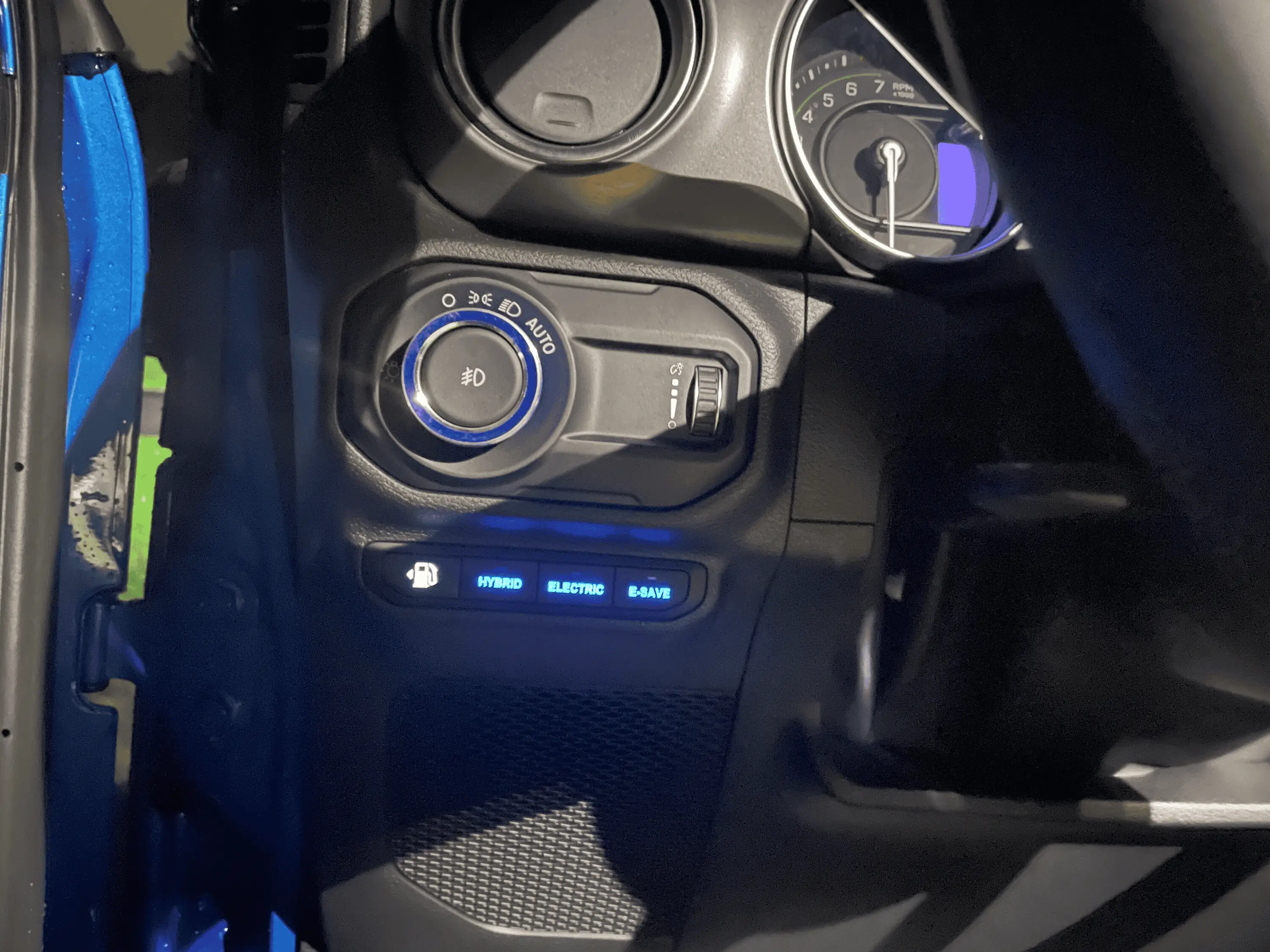 Jeep Wrangler JL What does this do?? 1707657829750