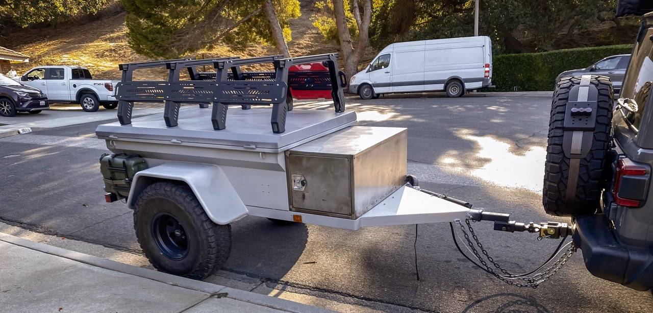 Jeep Wrangler JL Contemplating a RTT JEEP TRAILER-1 Lar