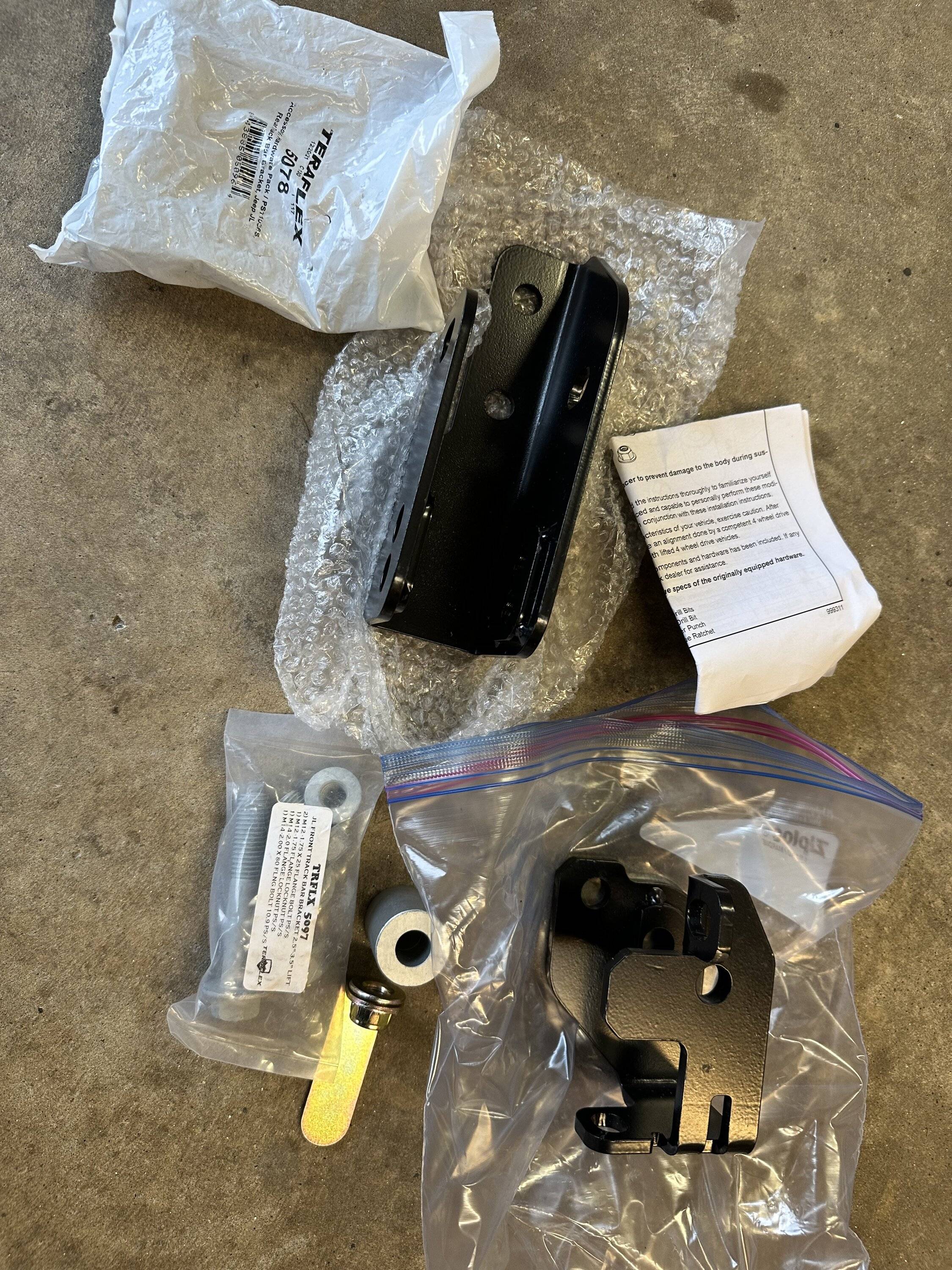 Jeep Wrangler JL Teraflex front and rear track bar relocation brackets IMG_0589