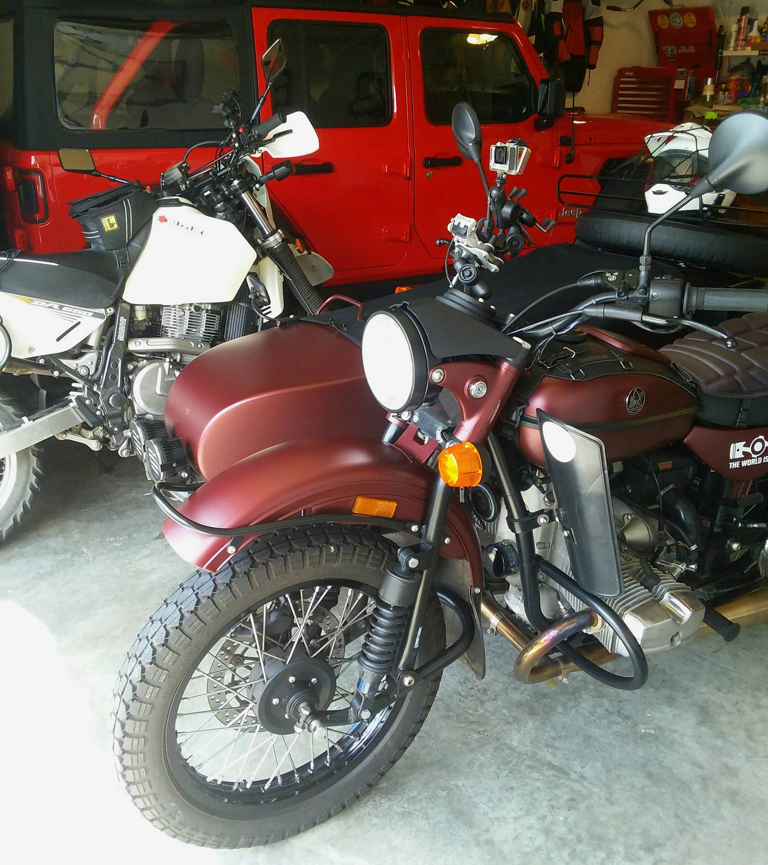 Jeep Wrangler JL I mean it's basically a 2 wheeled Jeep... Bikes plus J