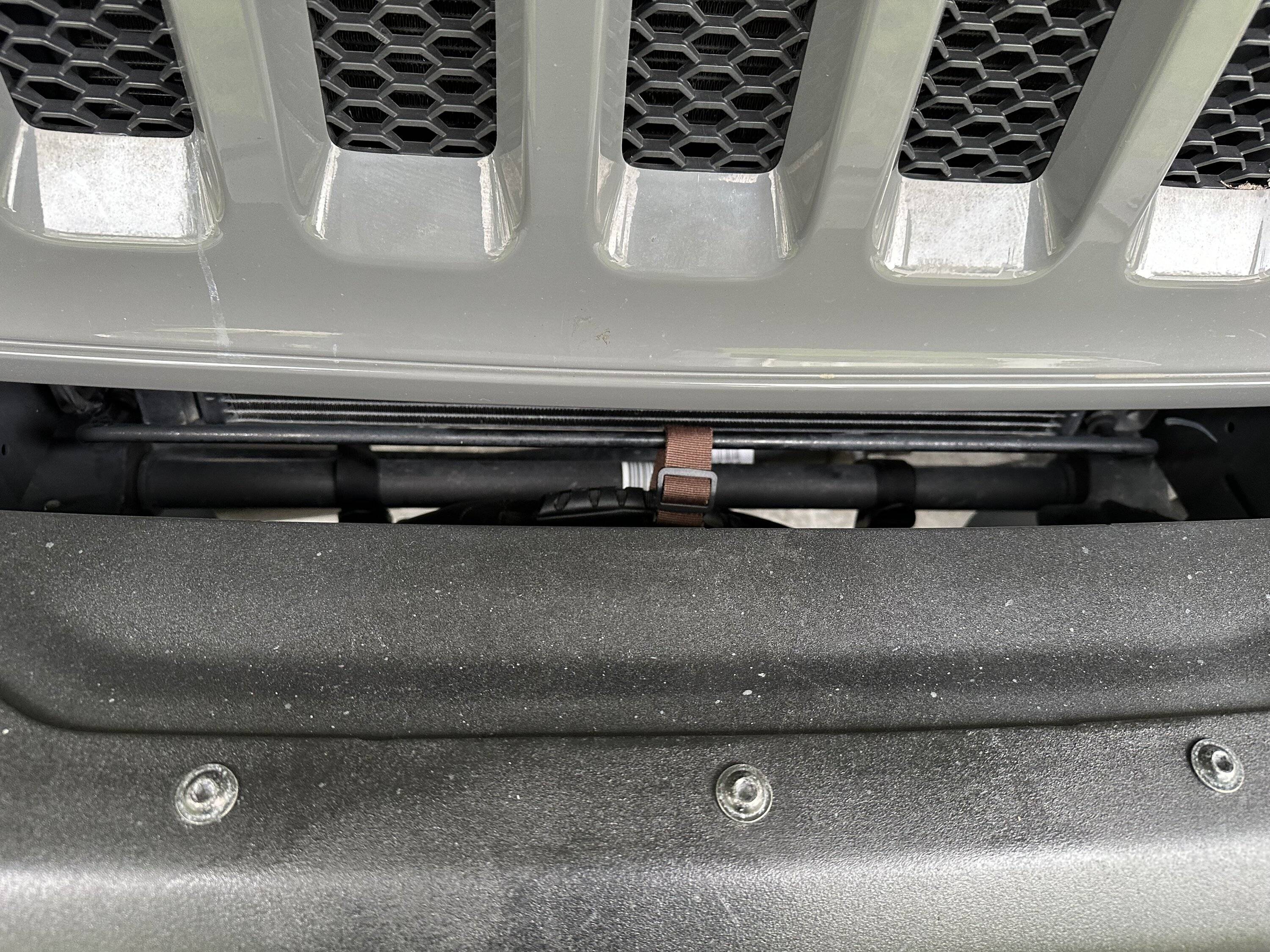 Jeep Wrangler JL Exterior front bump storage. Good idea? IMG_3006