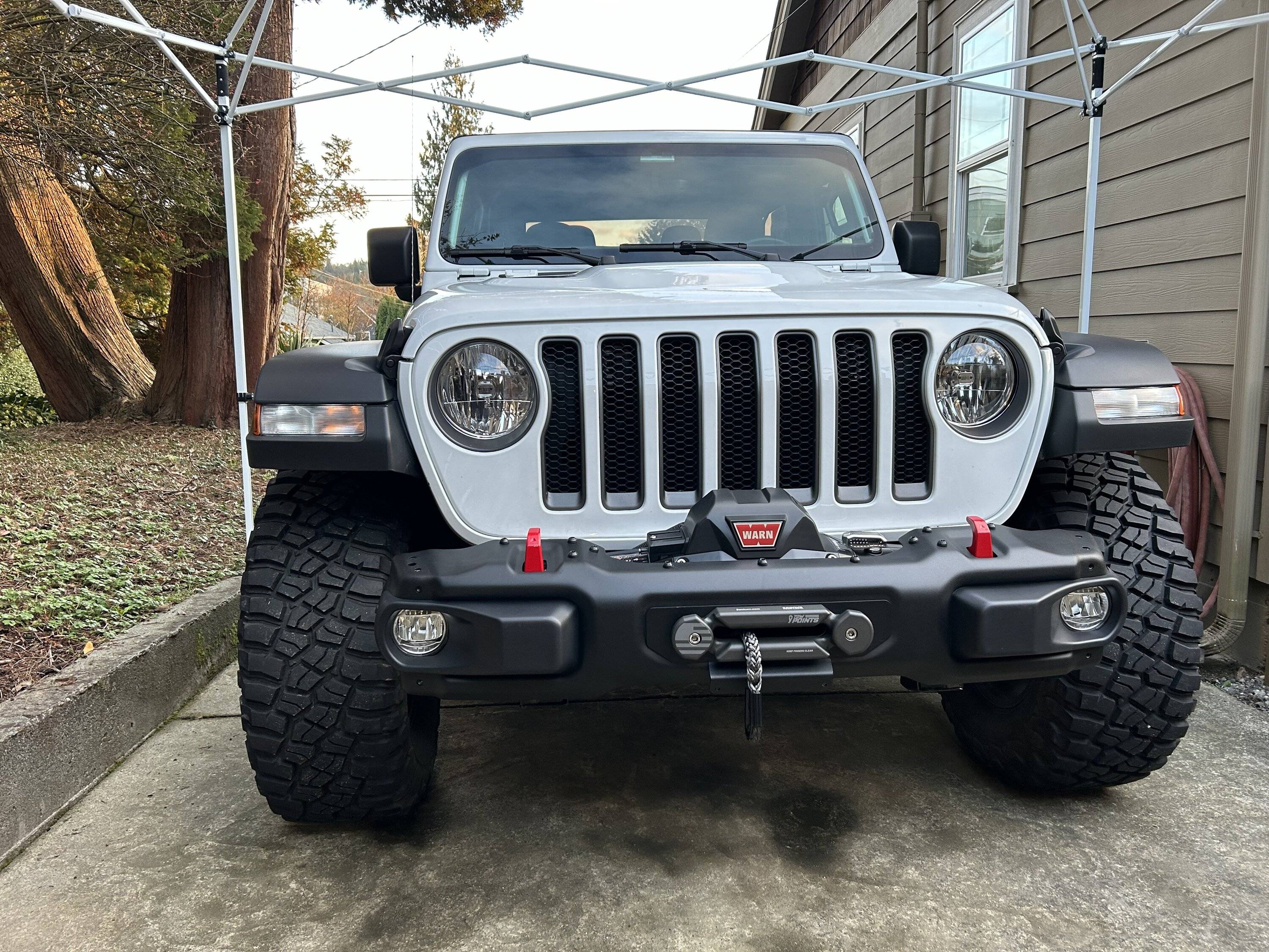 Jeep Wrangler JL Factory steel bumper IMG_3174