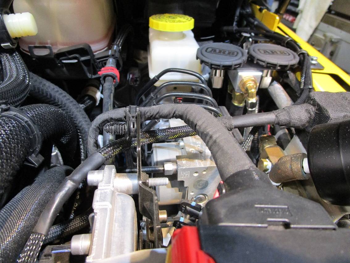 Jeep Wrangler JL Radiator fan issue IMG_2014.JPG