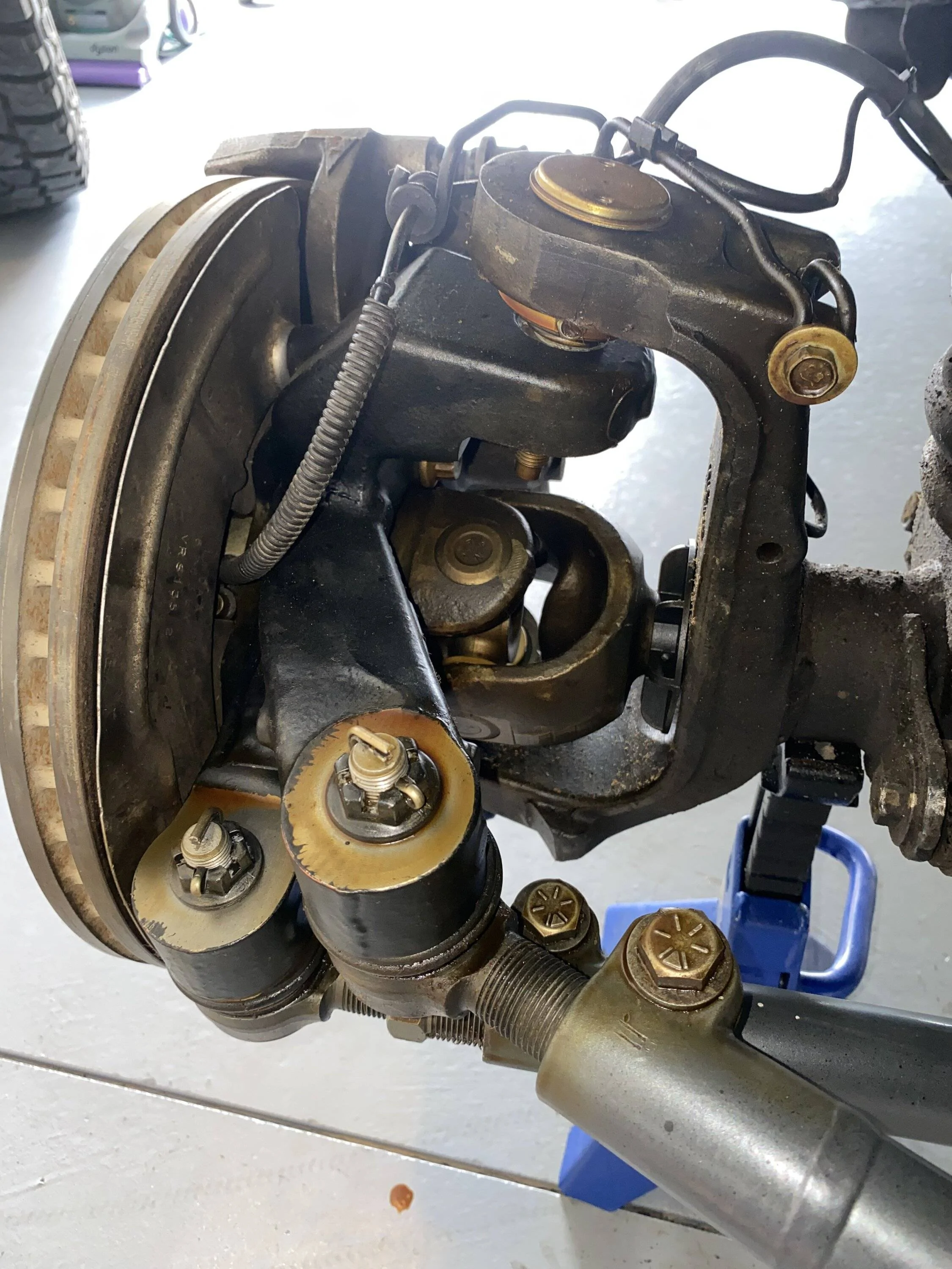 Jeep Wrangler JL Dynatrac Ball Joint Issue - Need advice. IMG_1573