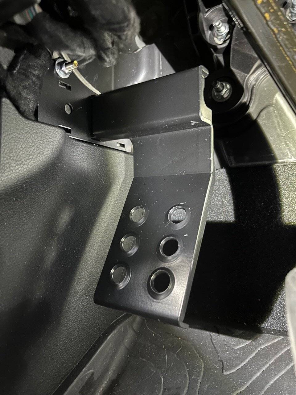 Jeep Wrangler JL MORE Dead Pedal on 2024? don