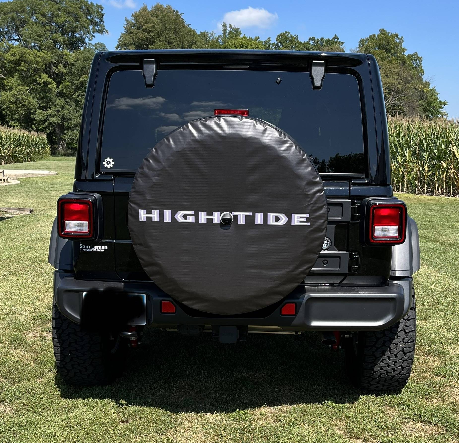 Jeep Wrangler JL Anyone have a good source for tire covers? IMG_1548