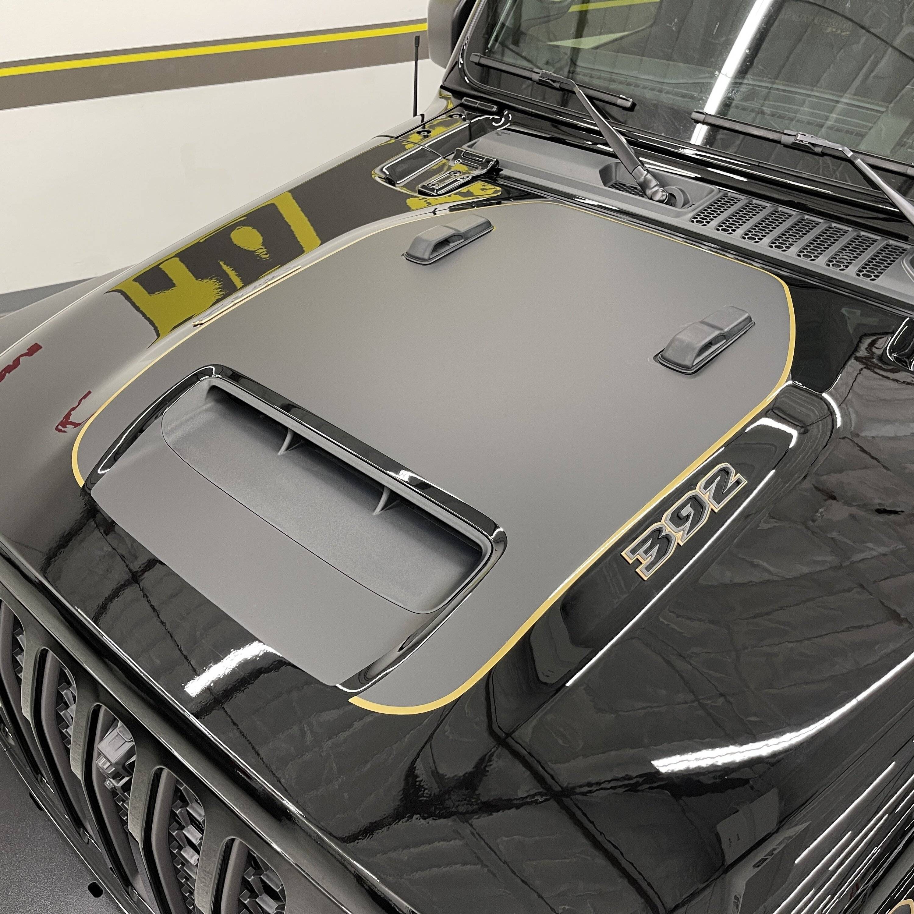 392 hood vent 03.JPEG