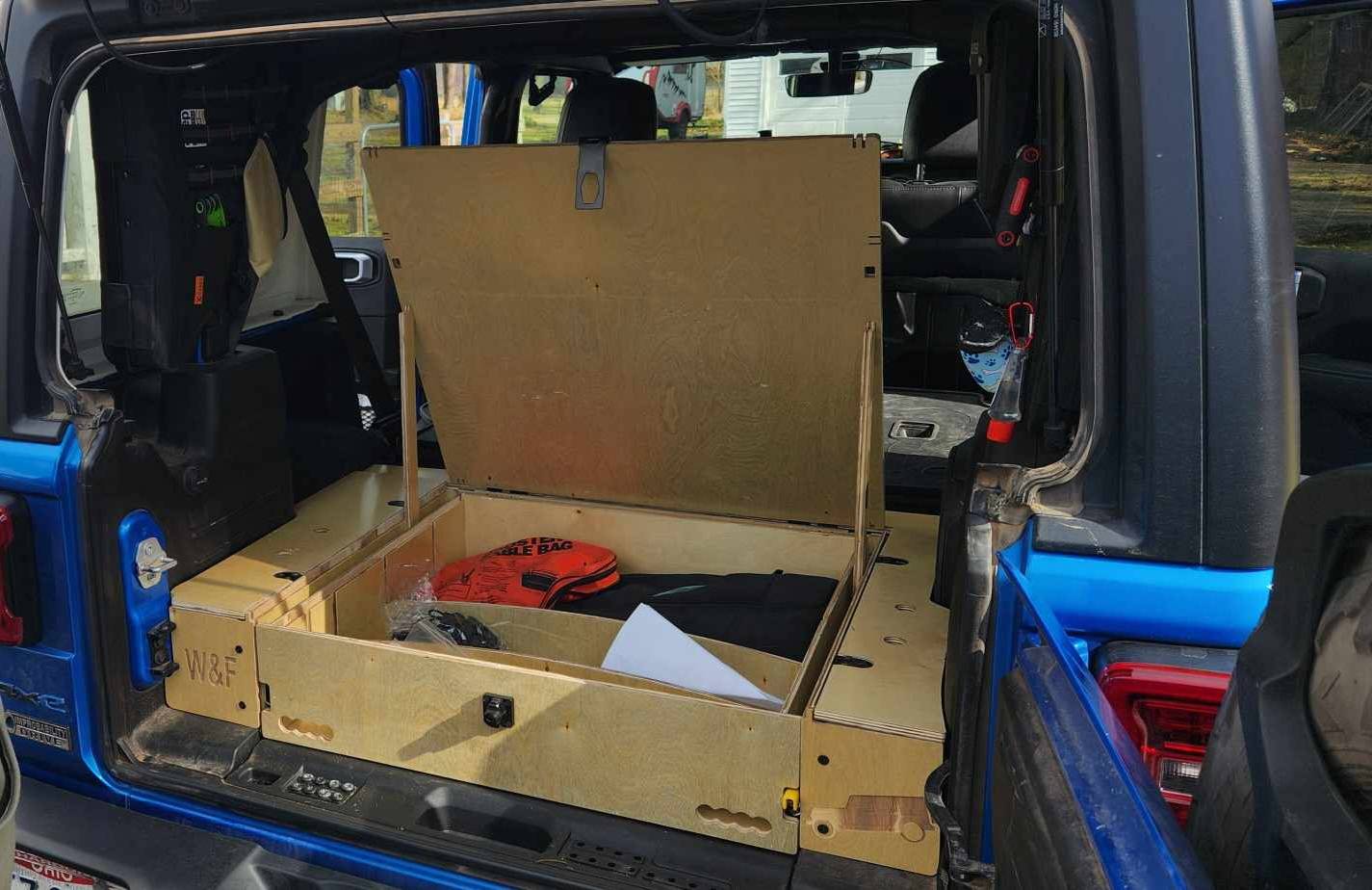 Jeep Wrangler JL 4xe Wheelsfeelsusa trunk level & drawer received_1479556276245406