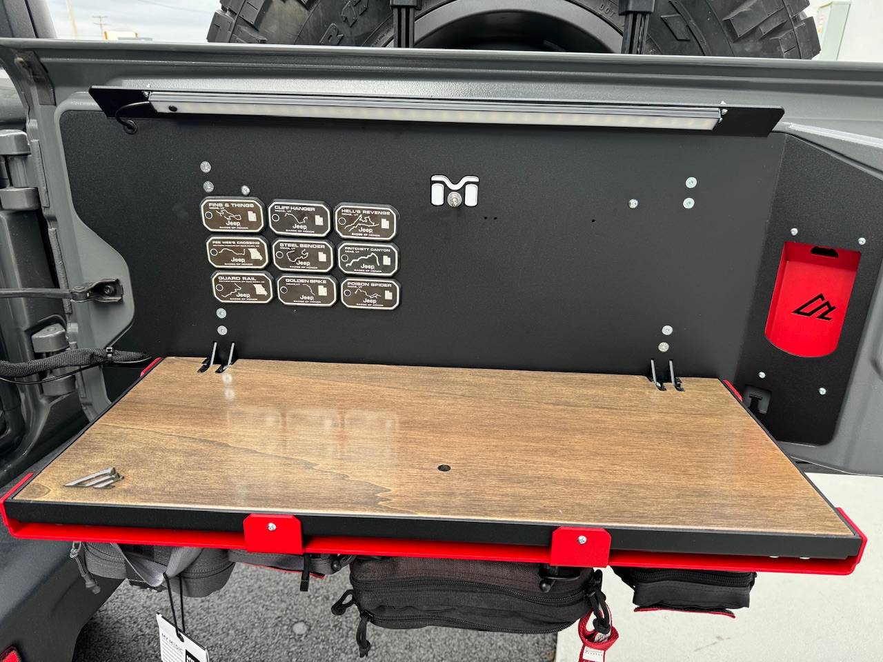 Jeep Wrangler JL AAL Tailgate Table Installed IMG_0241