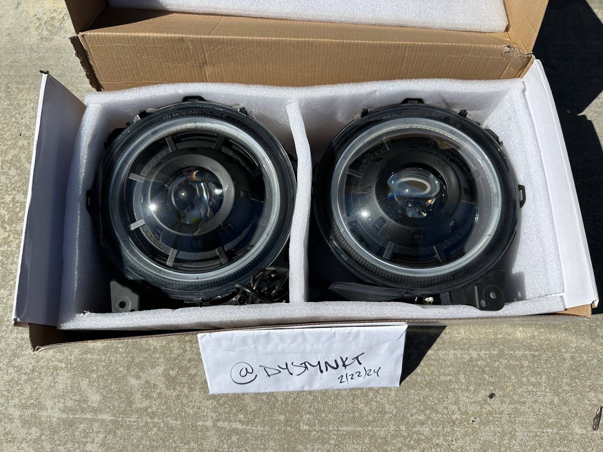 Jeep Wrangler JL Oracle Oculus Bi-LED Projector Headlights Oracle 2