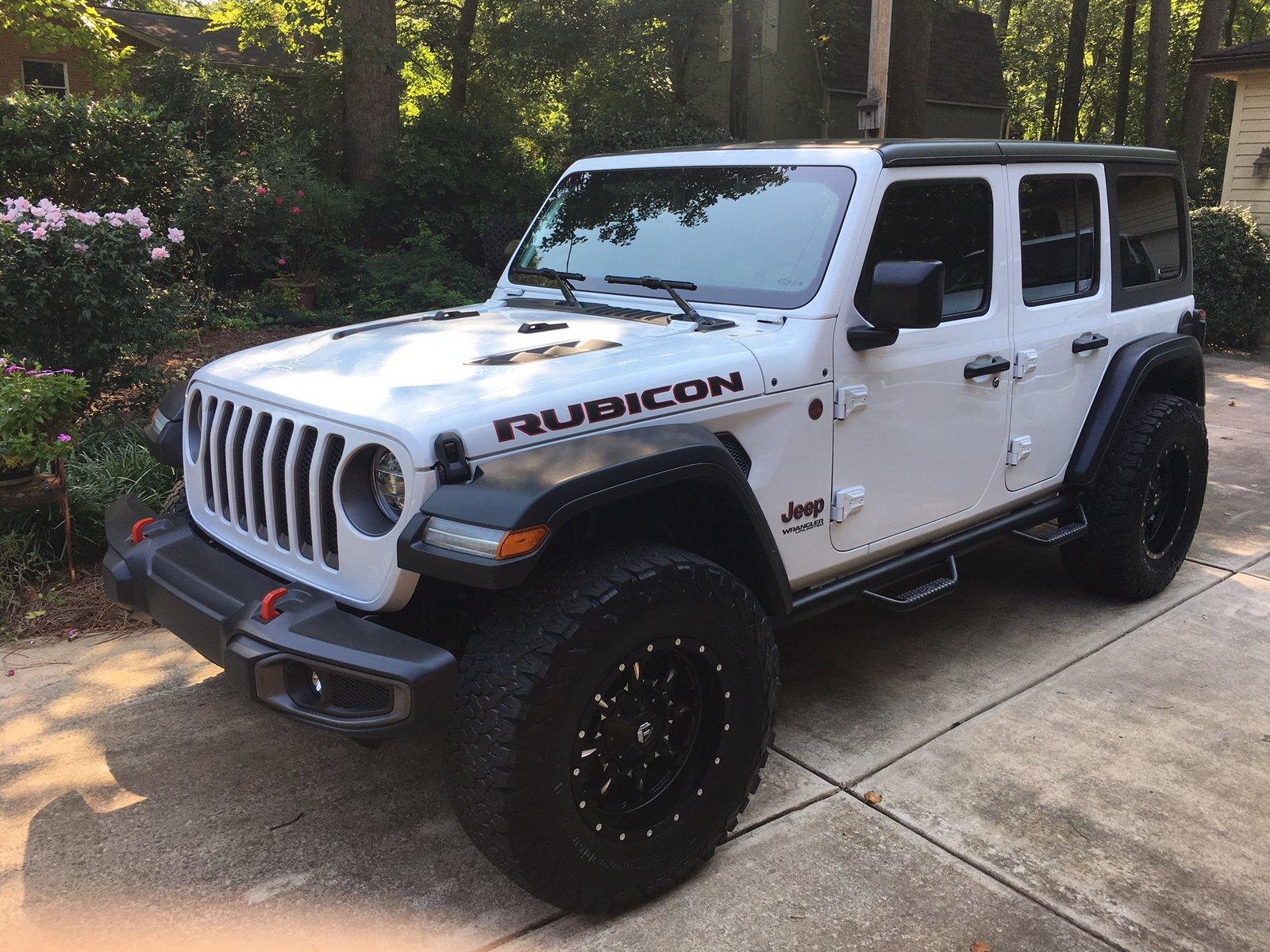 Jeep Wrangler JL 17" vs 18" wheels IMG_2034.JPG