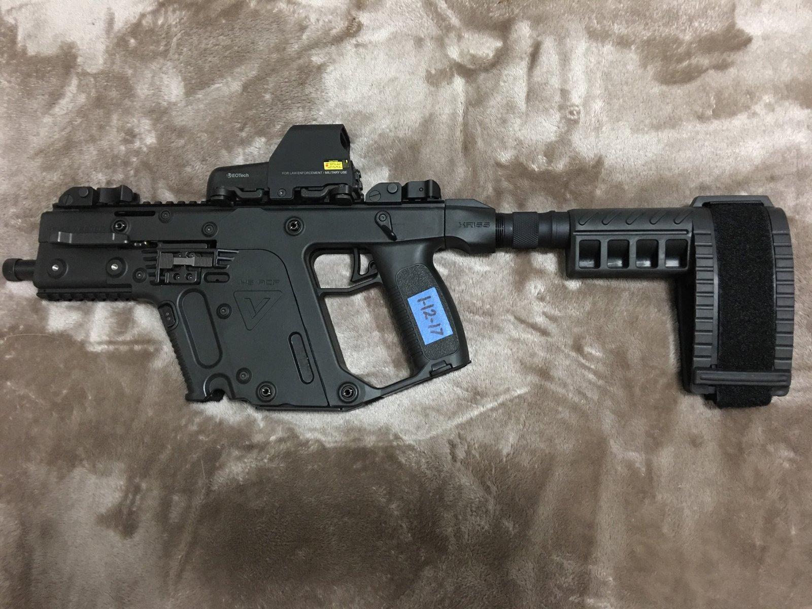 Jeep Wrangler JL Firearm and knife collectors 6A050B07-8399-40AB-B4CF-9C2C1C115A36