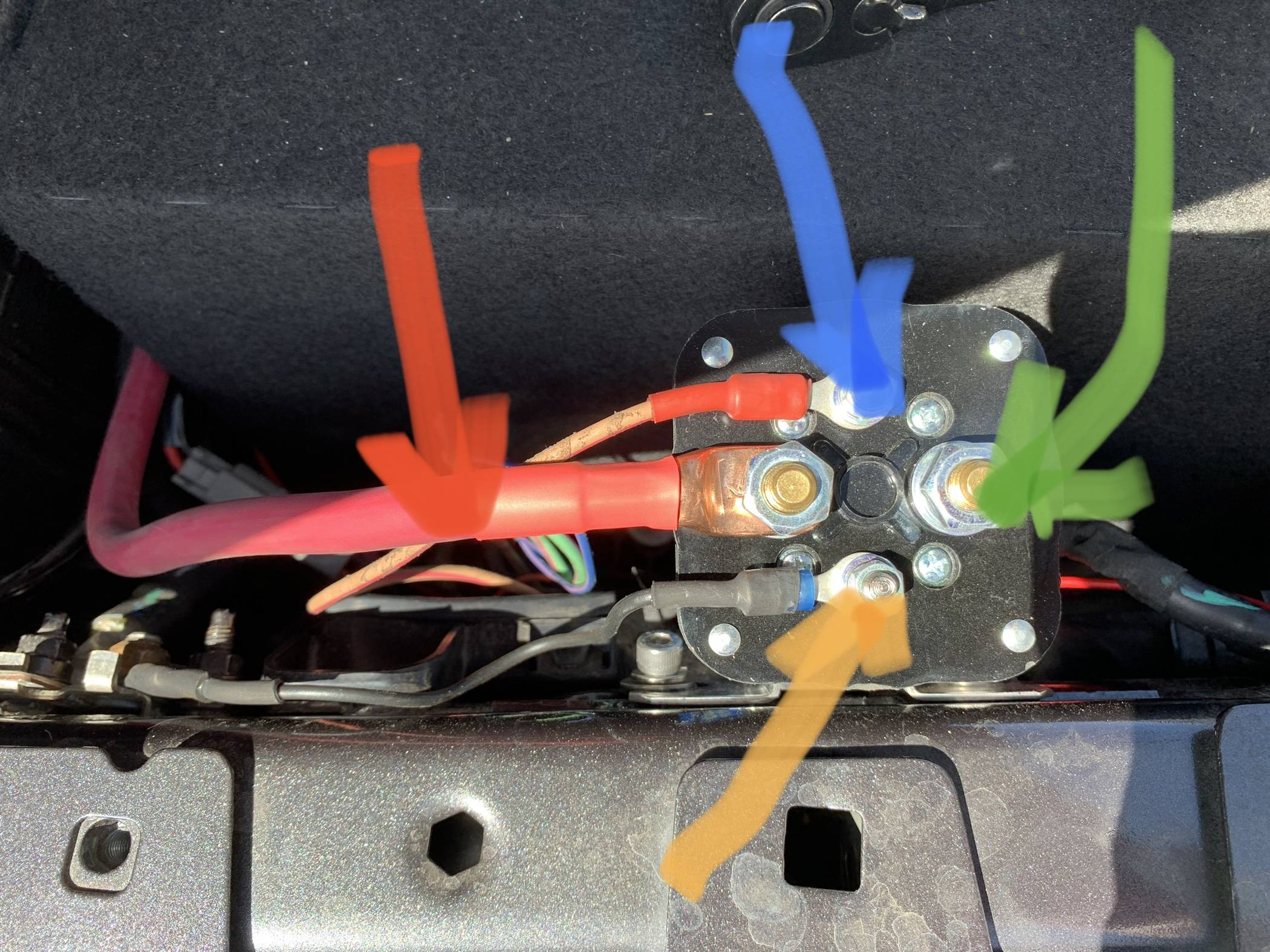 Jeep Wrangler JL Factory Aux switch issues IMG_7729