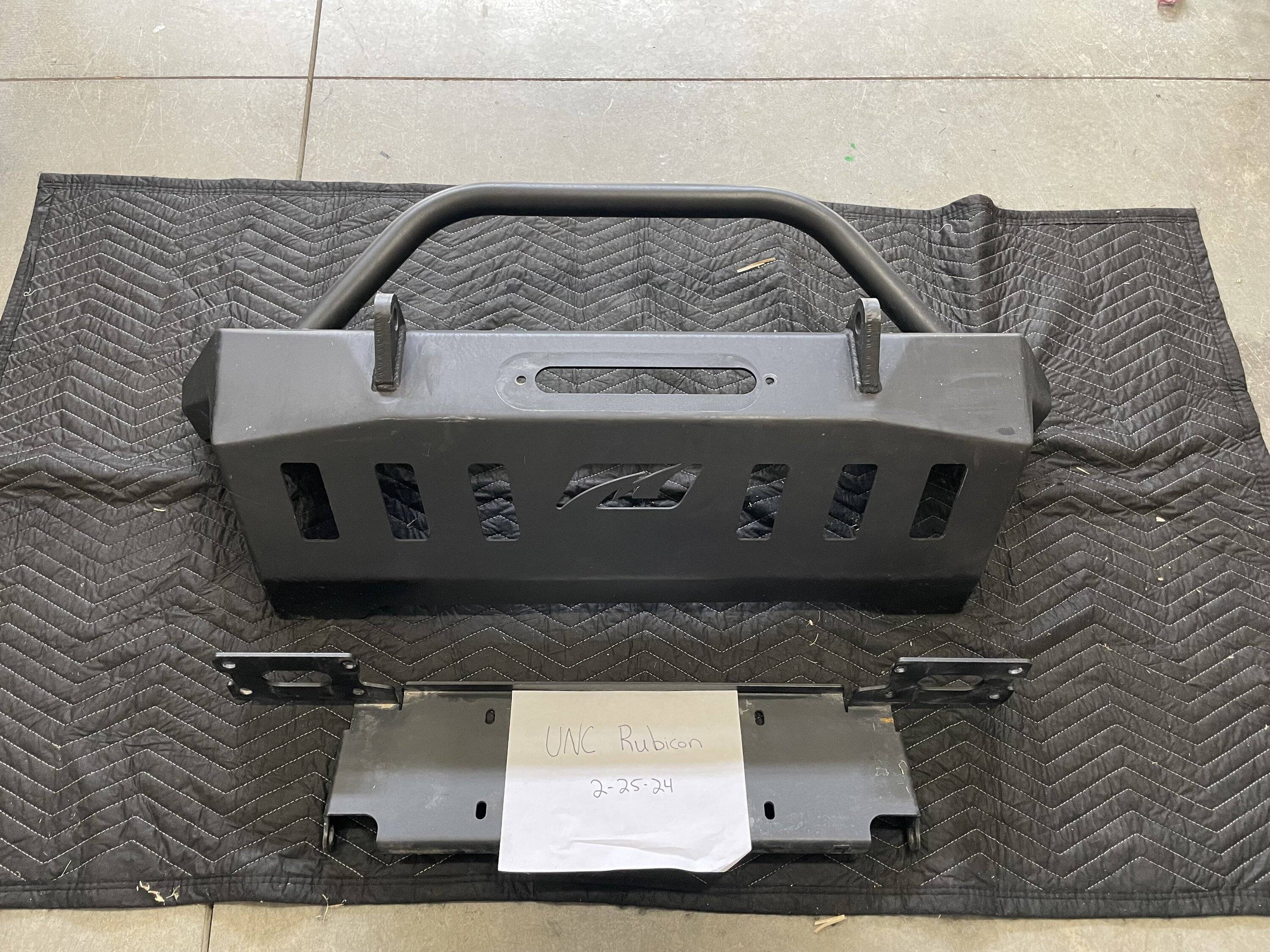 Jeep Wrangler JL Motobilt Crusher Front Bumper IMG_5615
