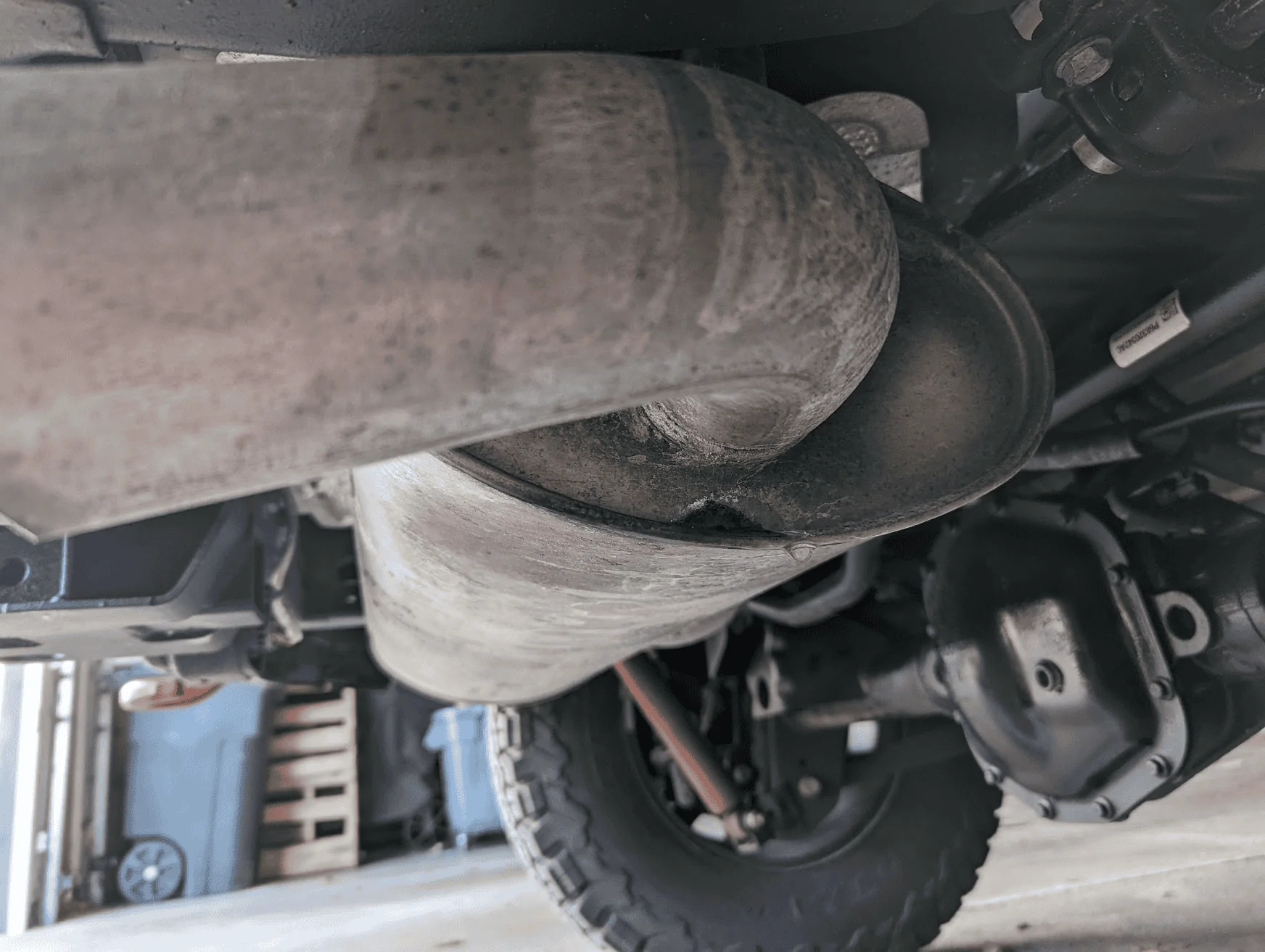 Jeep Wrangler JL Muffler dripping? 1708899196485