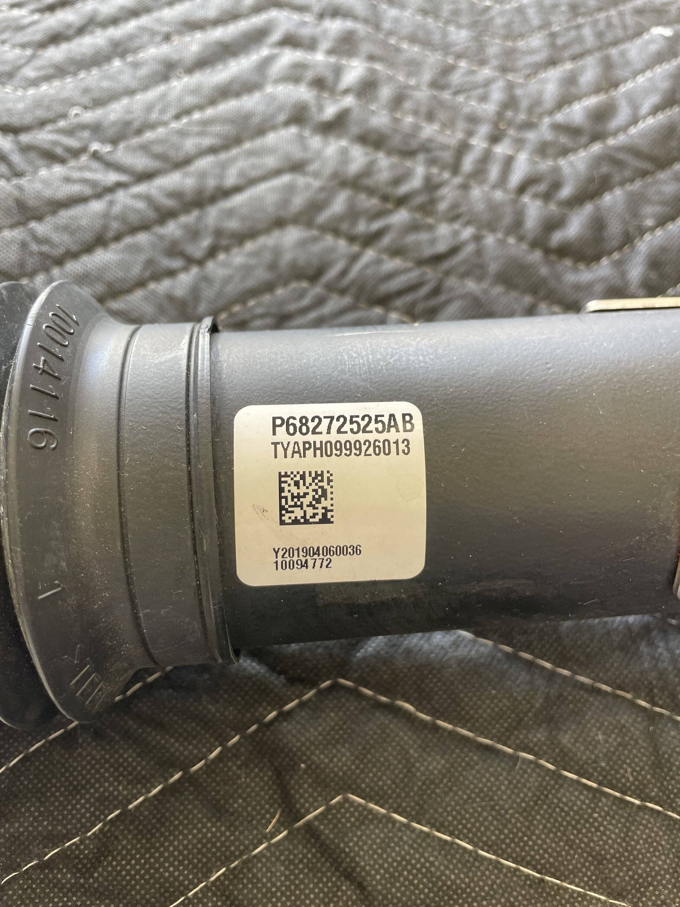 Jeep Wrangler JL 2024 Rubicon X Front Driveshaft IMG_5610