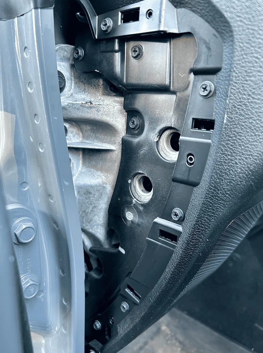 Jeep Wrangler JL How To: Install Stinger 4-camera DVR system & Echomaster 7" screen Instrument Panel End Cap Removed
