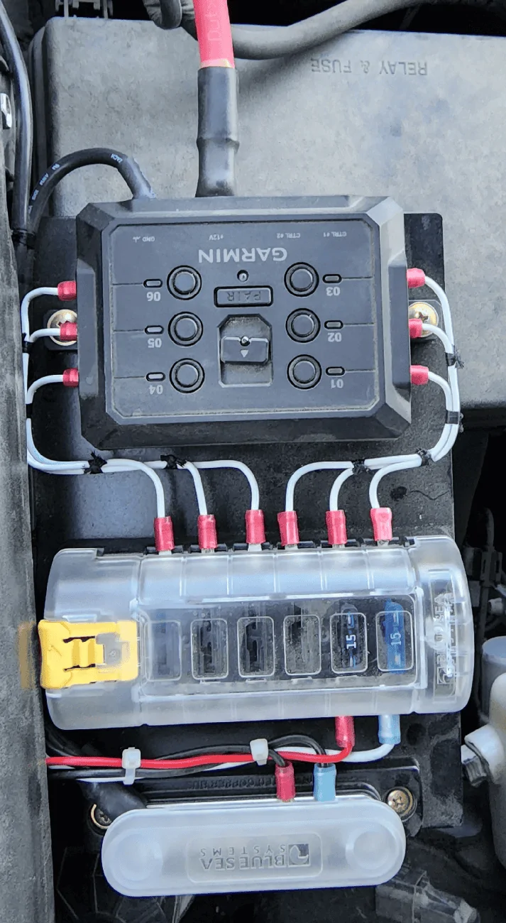Jeep Wrangler JL Factory Aux switch issues 20230222_170256