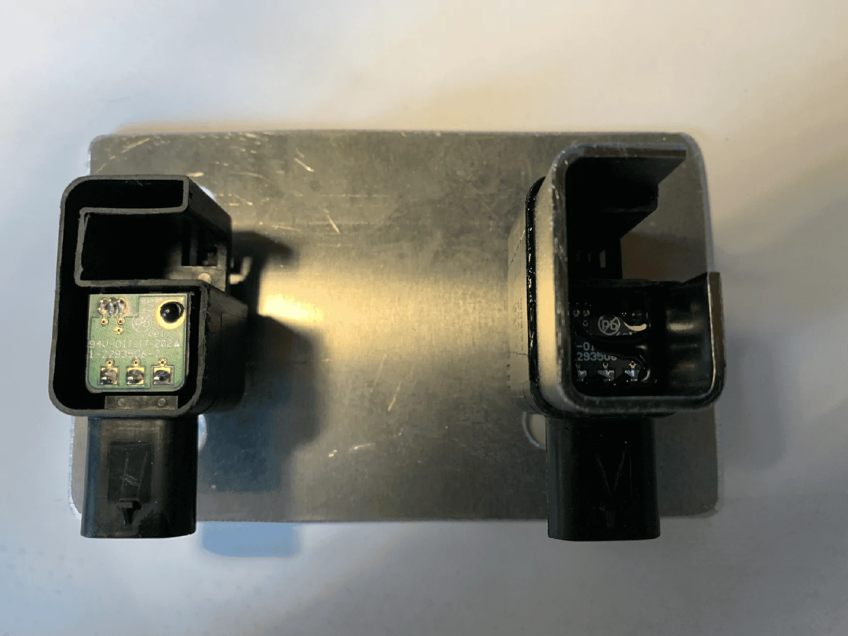 Jeep Wrangler JL Locker Position Sensor Potting - DANA 44 16