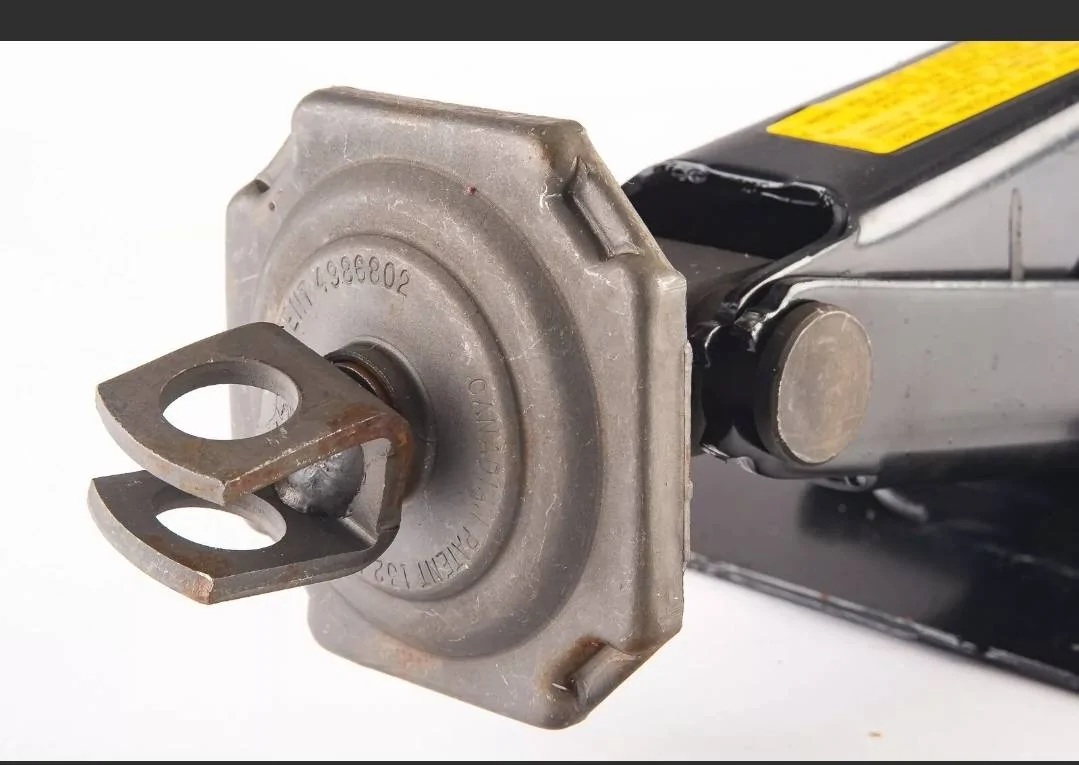 Jeep Wrangler JL factory scissor jack Screenshot_20220222-044337_eBay