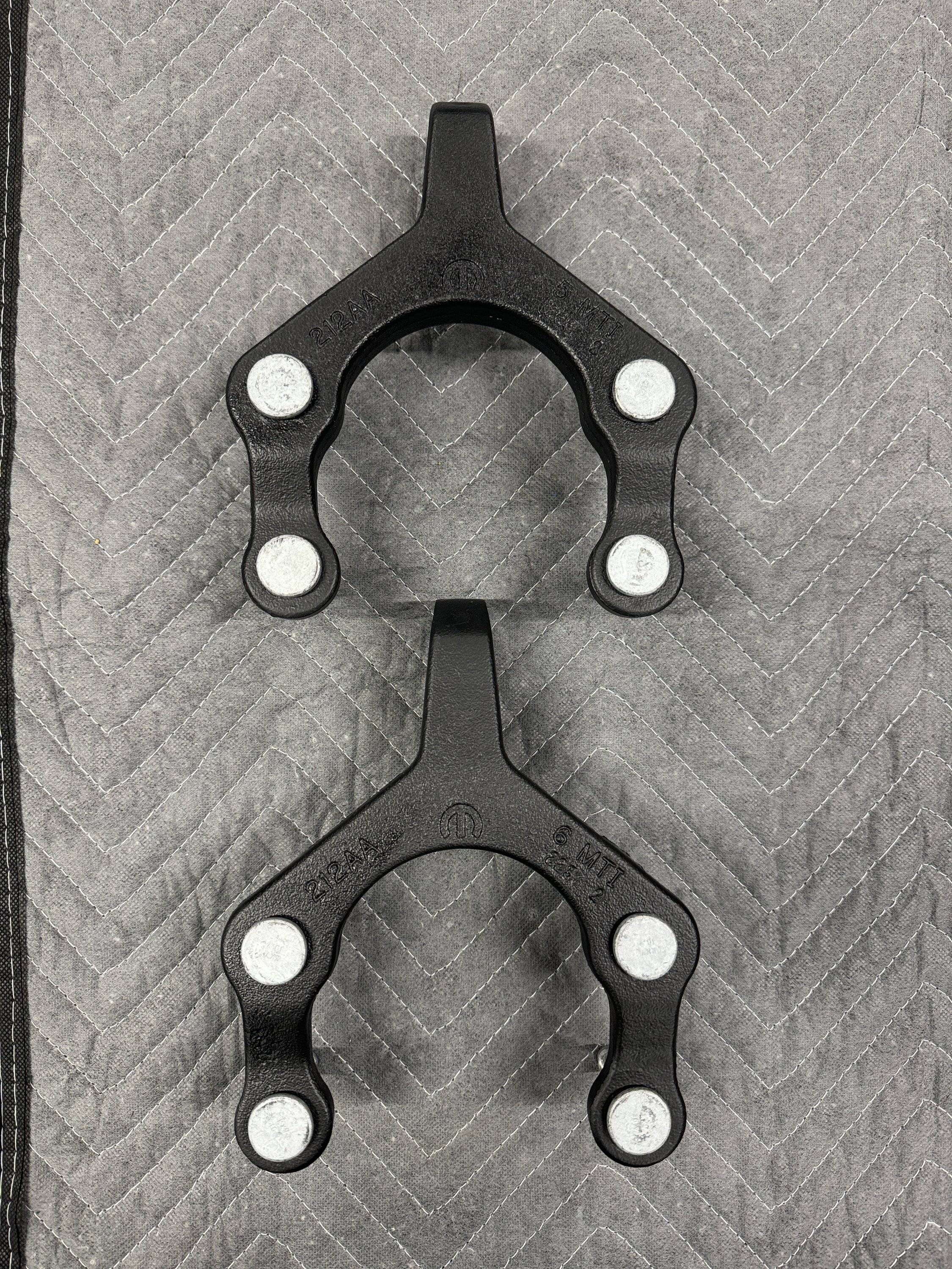 Jeep Wrangler JL Black Front Bumper Tow Hooks IMG_1284